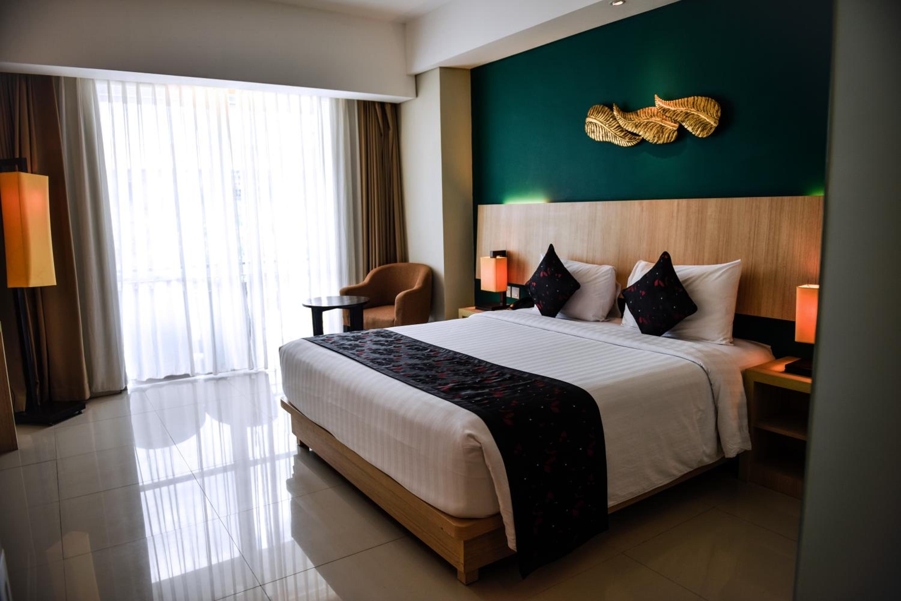 Deluxe Double or Twin Room with Balcony