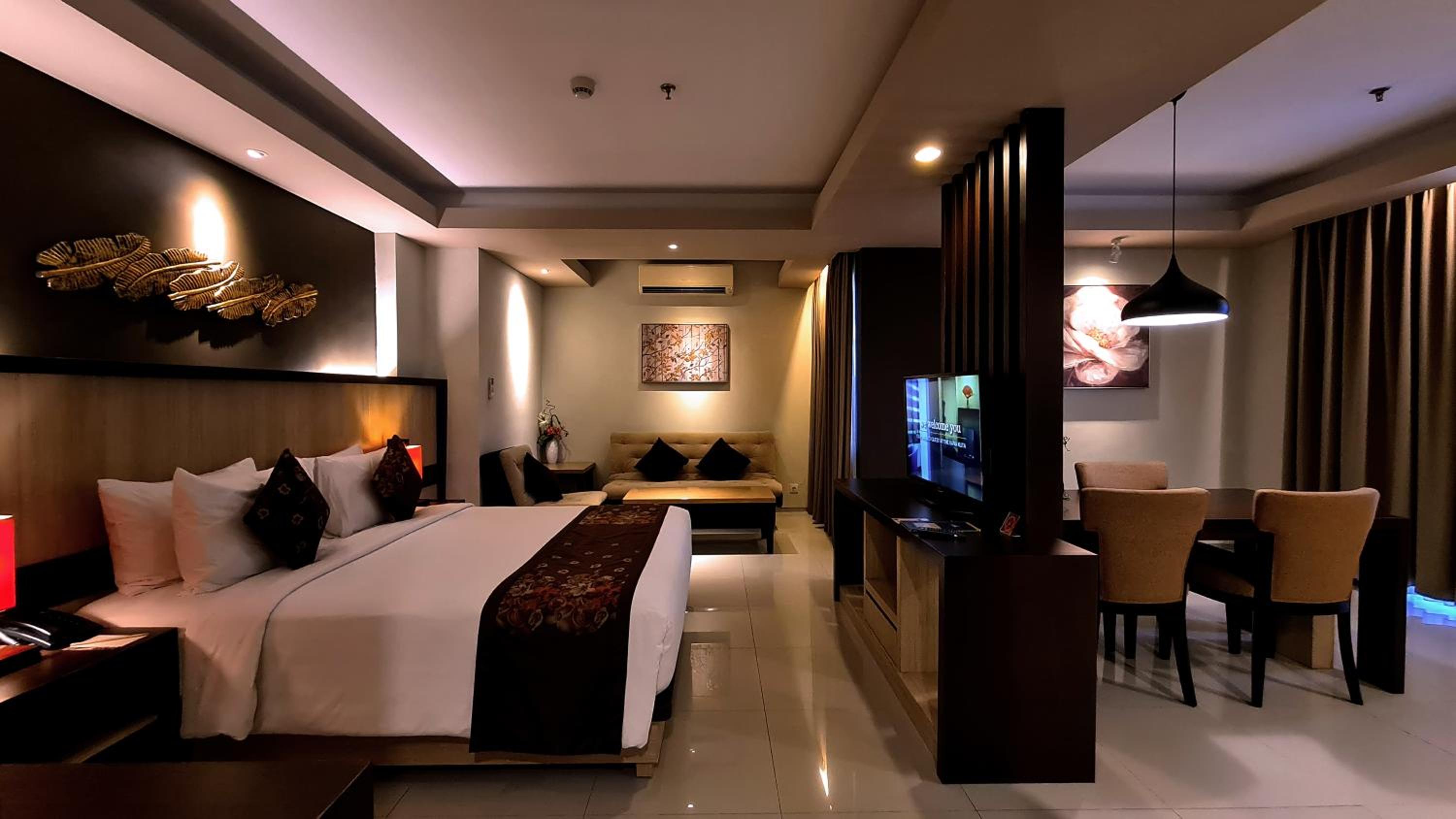 Studio Deluxe Room