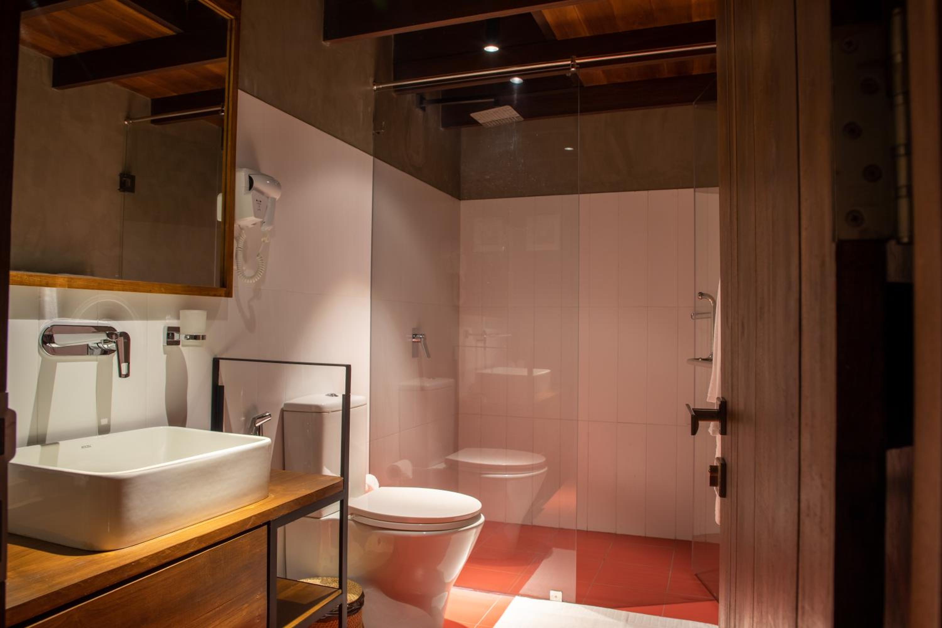 Family Suite with Lake View photo 3