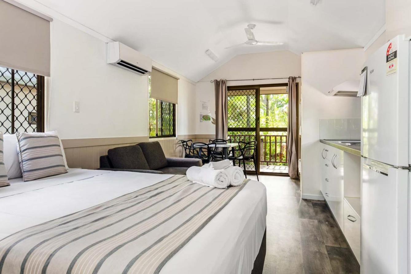 Deluxe Ensuite Cabin photo 1