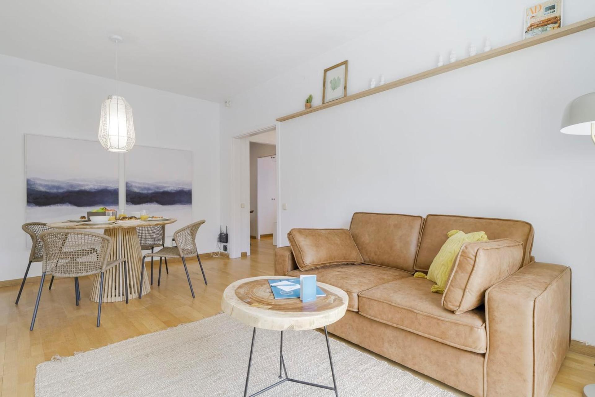 Apartment photo 2