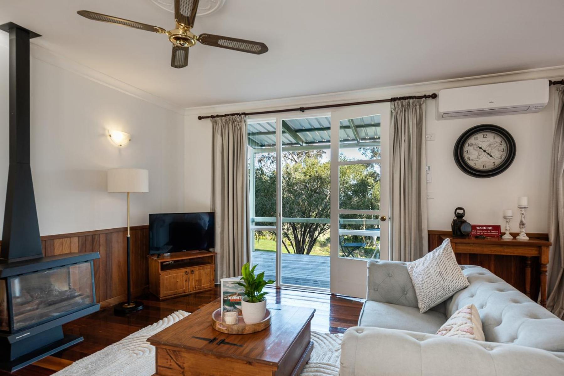Double Room with Balcony photo 3