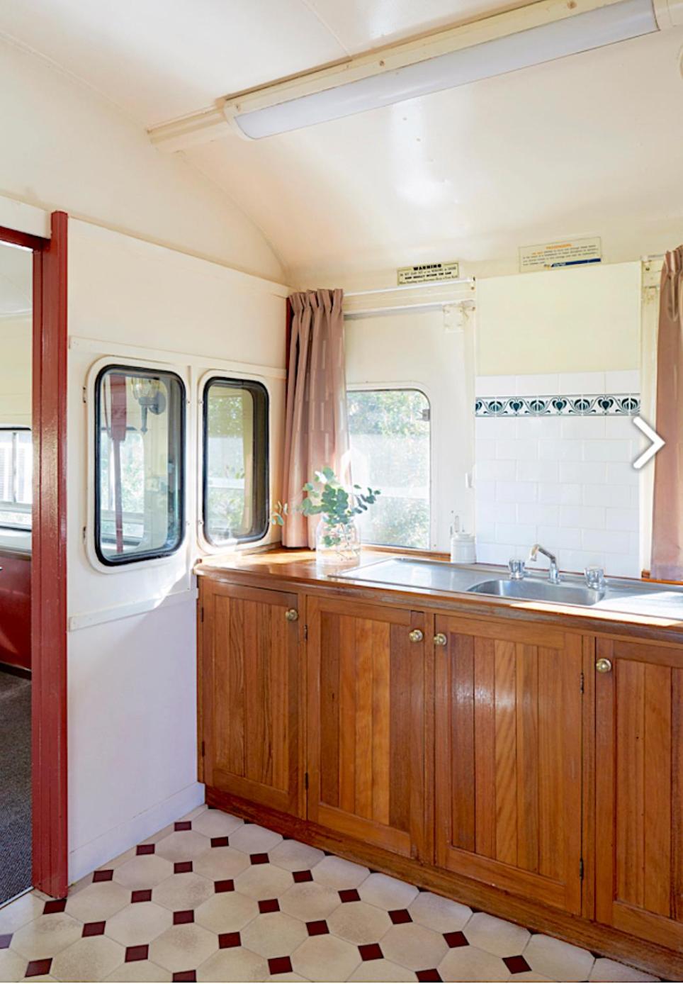 Family Room with Private Bathroom photo 3