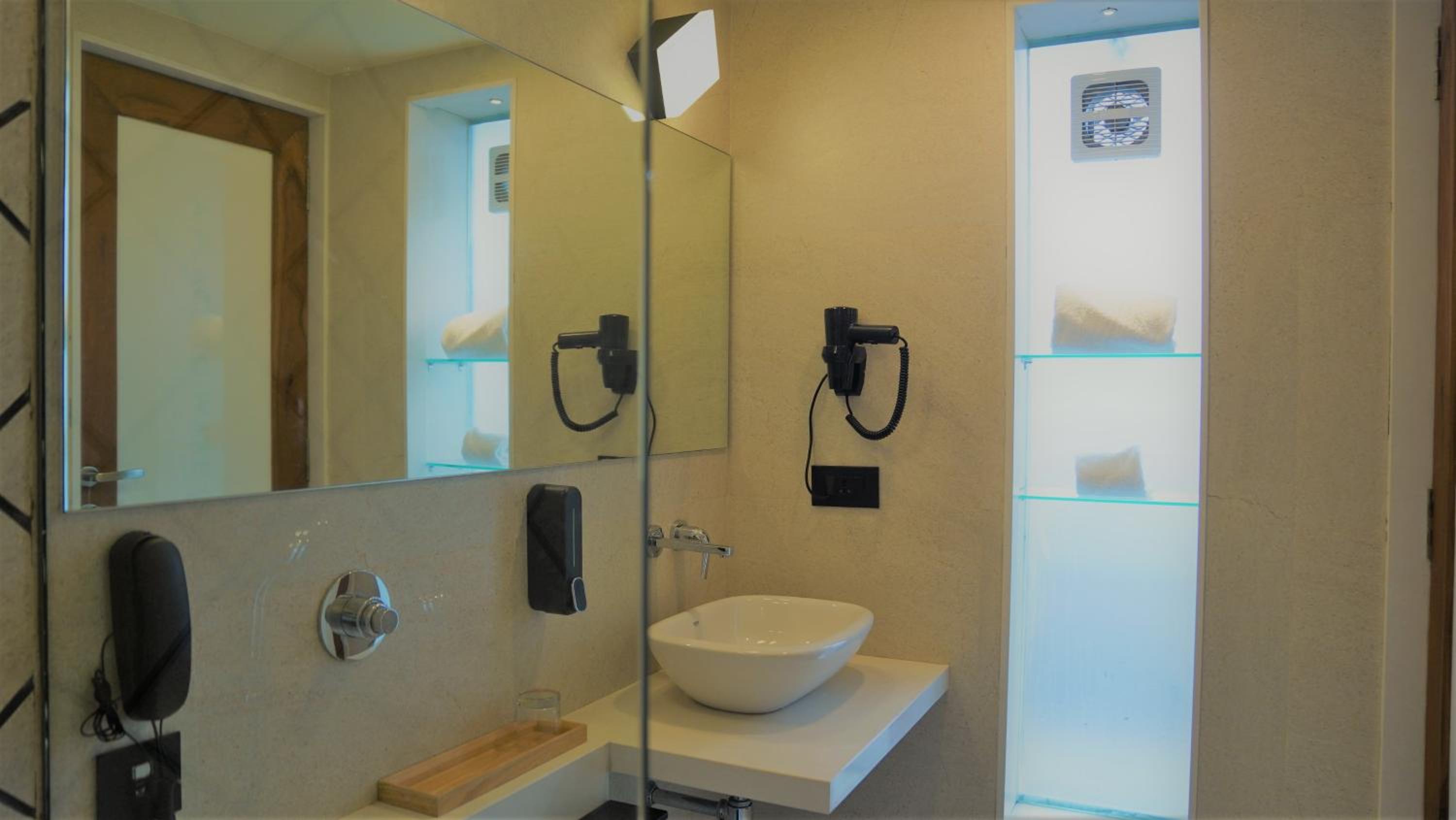 Cozy Room - Photo 9