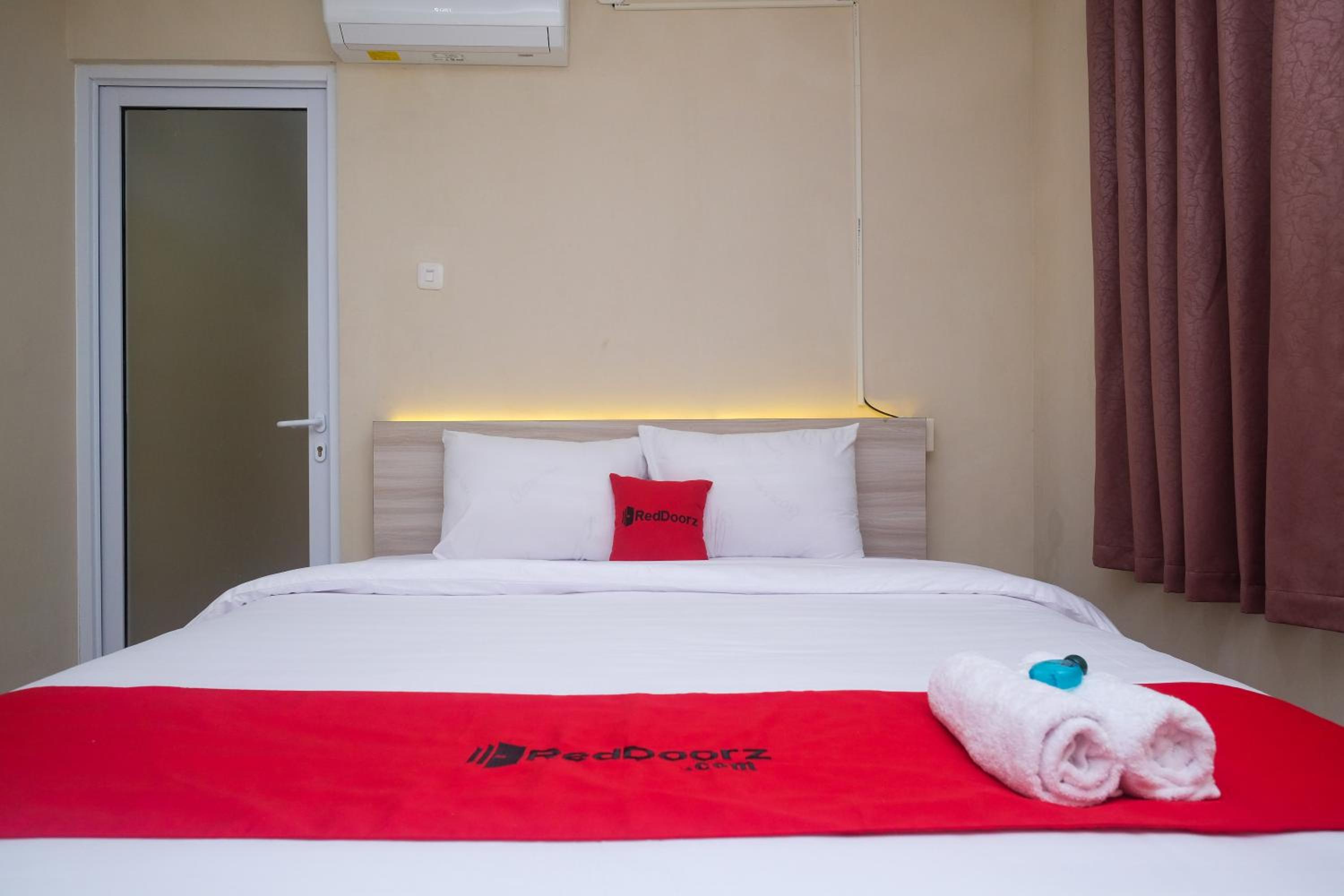 Deluxe Room - Photo 3
