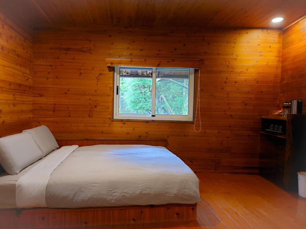 Triple Room with Lake View photo 2