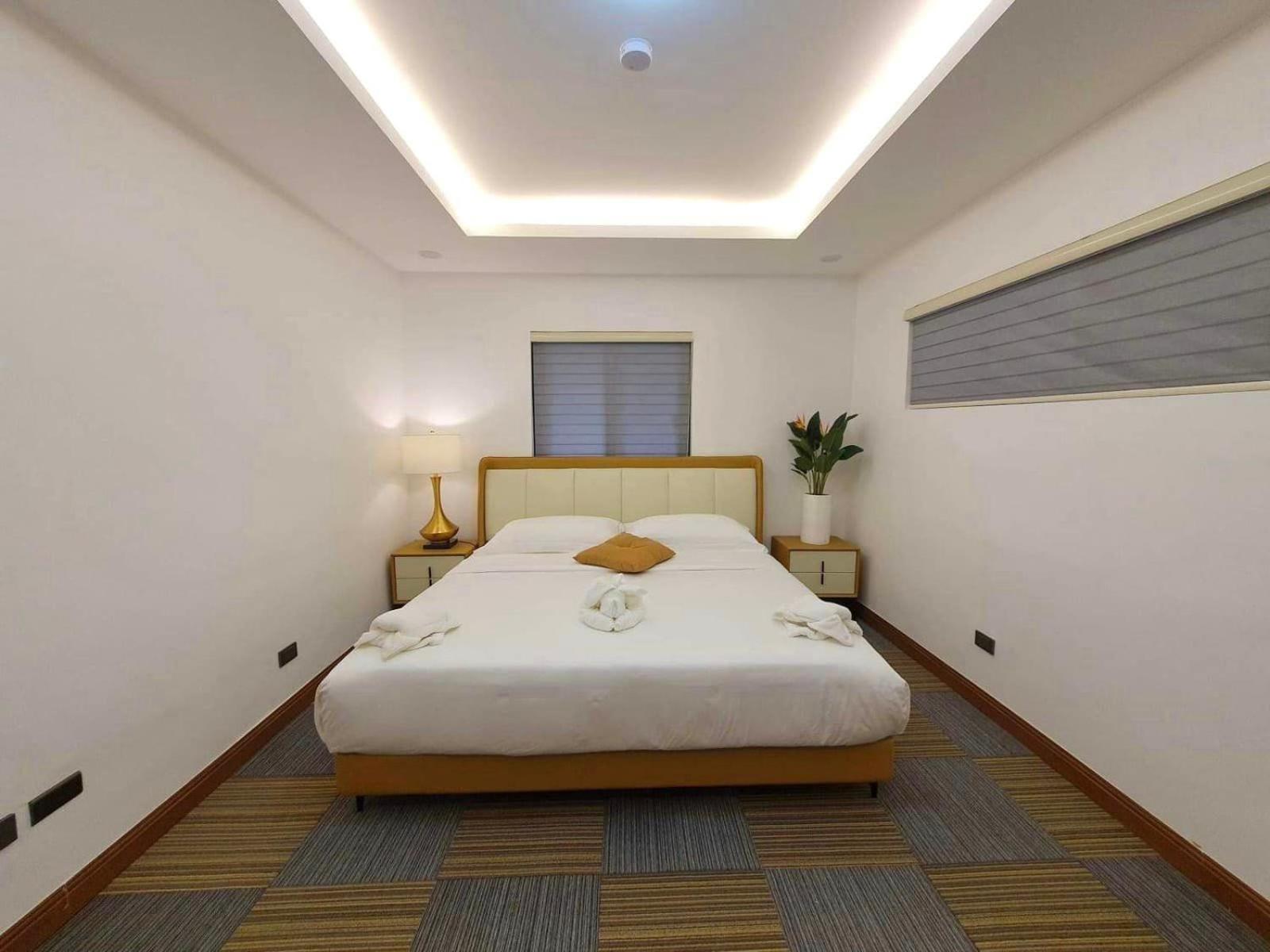 Premier Villa - Photo 36