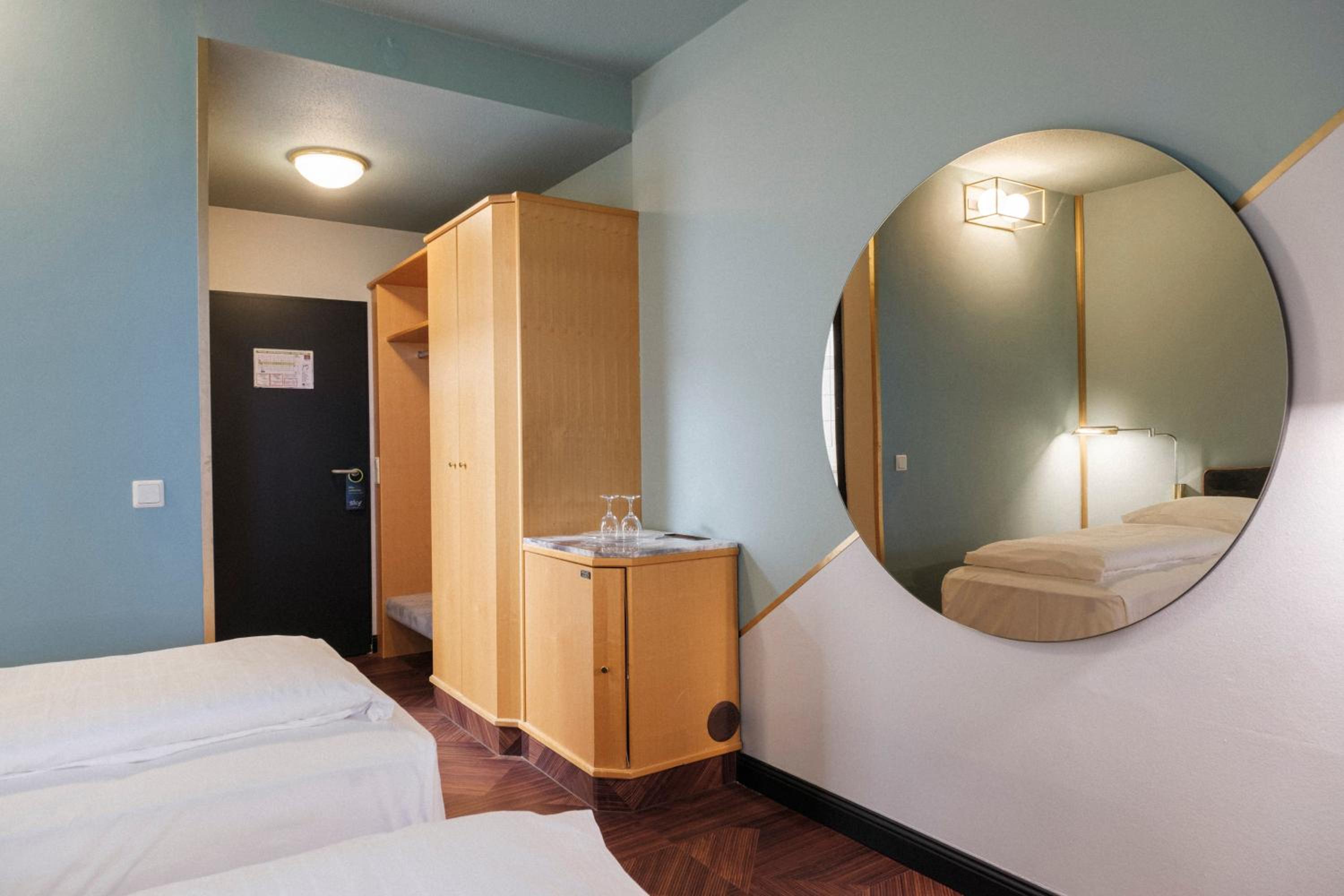 Comfort Twin Room - Photo 2