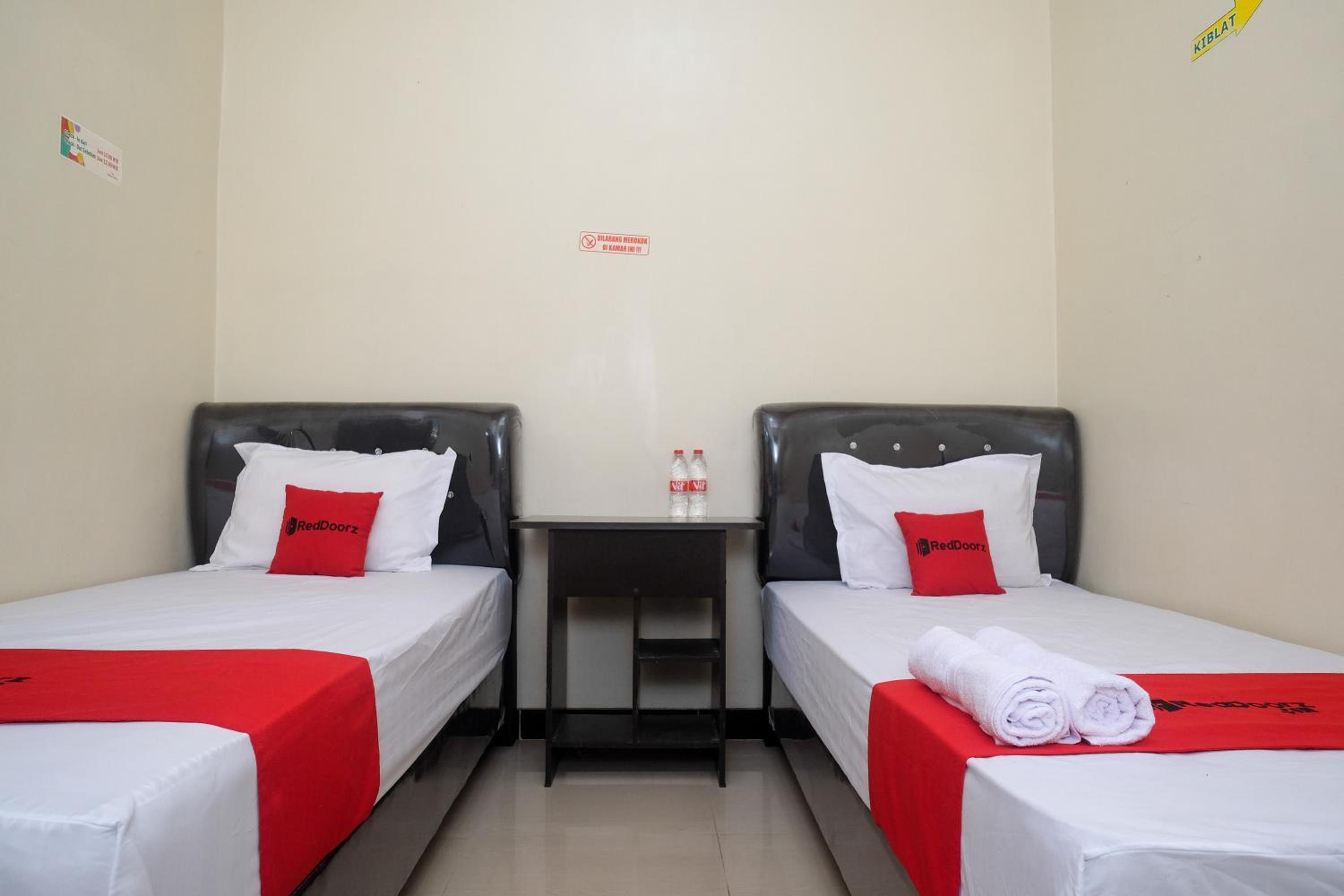 Standard Twin Room photo 3