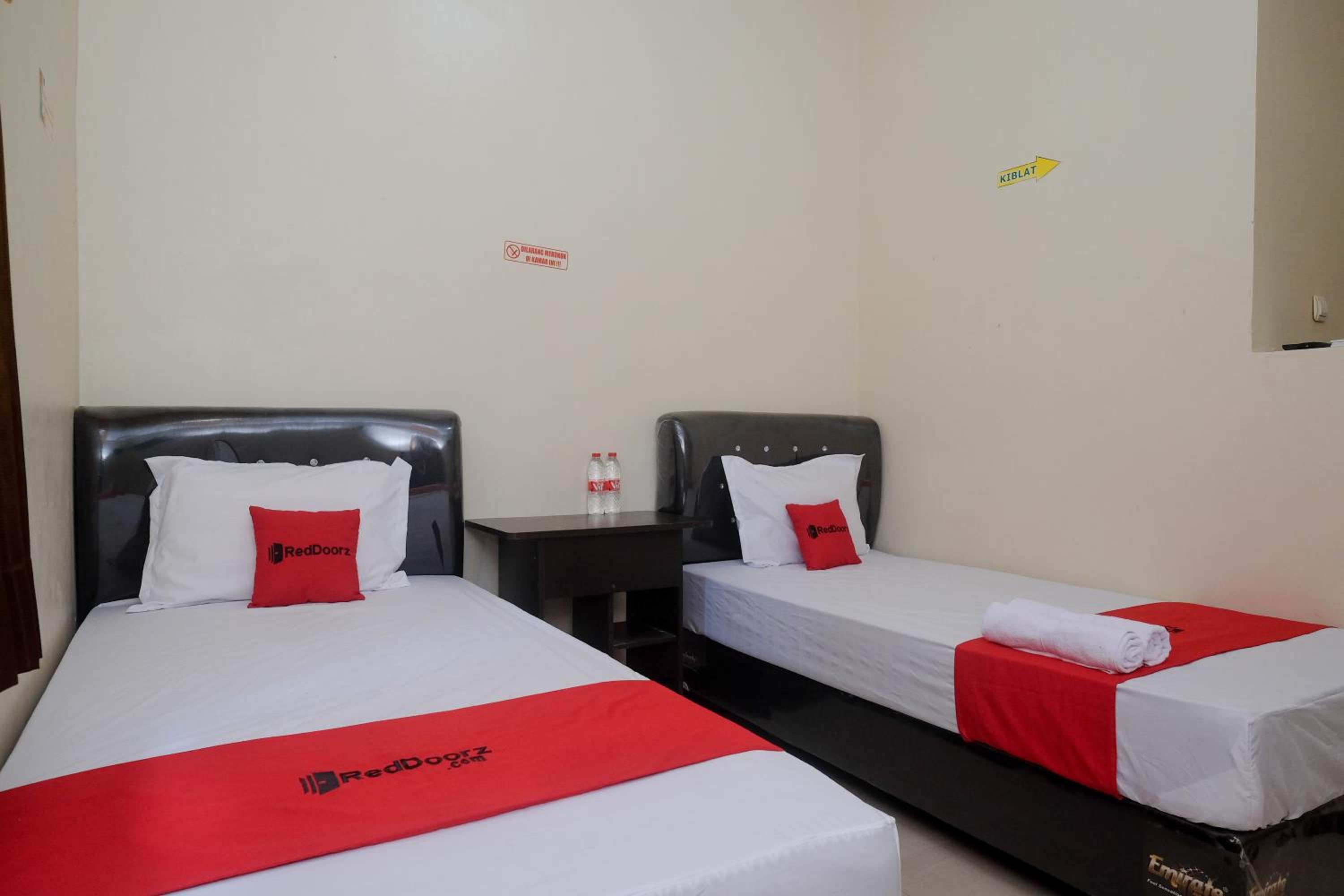 Standard Twin Room photo 2