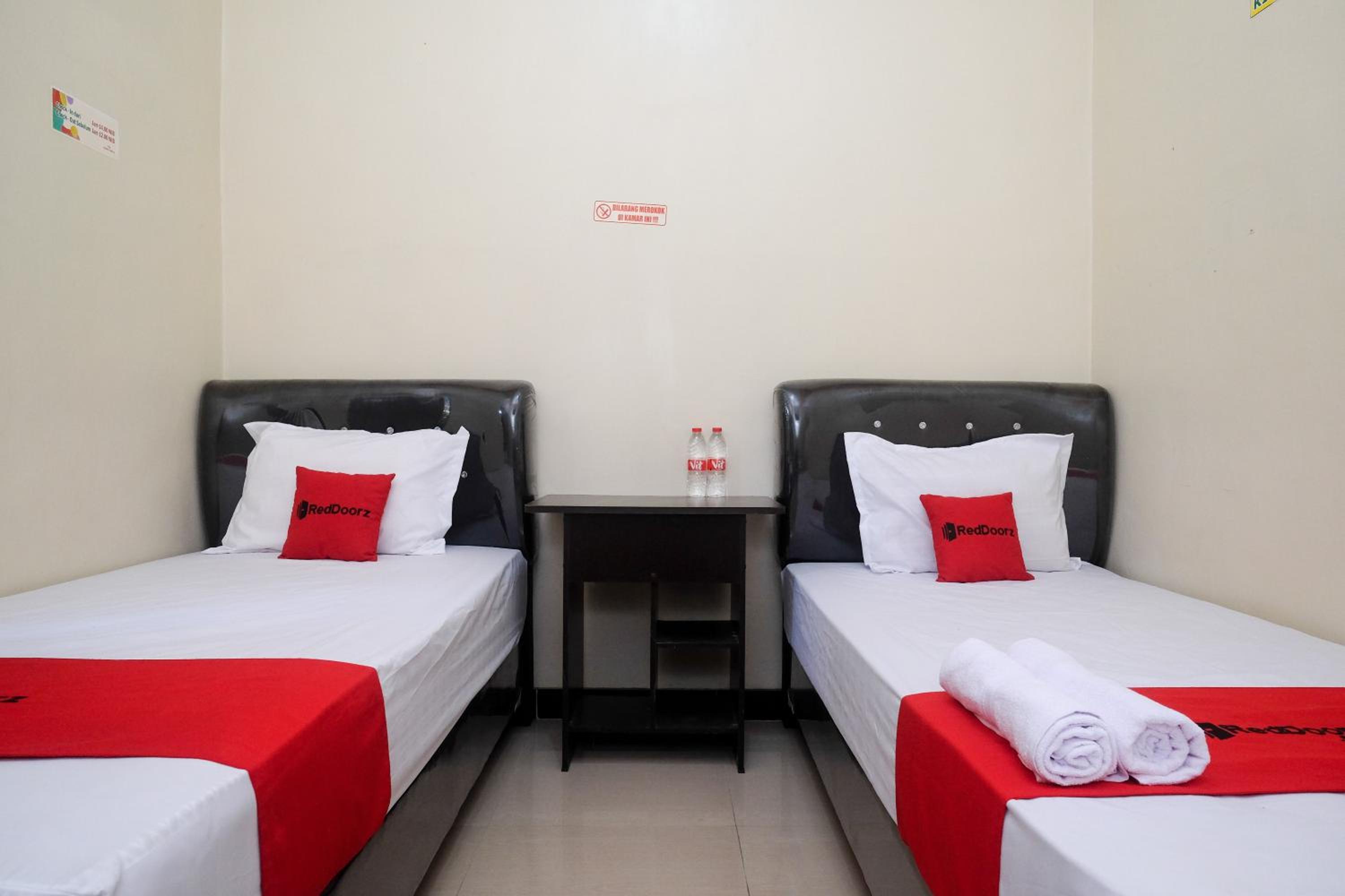 Standard Twin Room photo 1