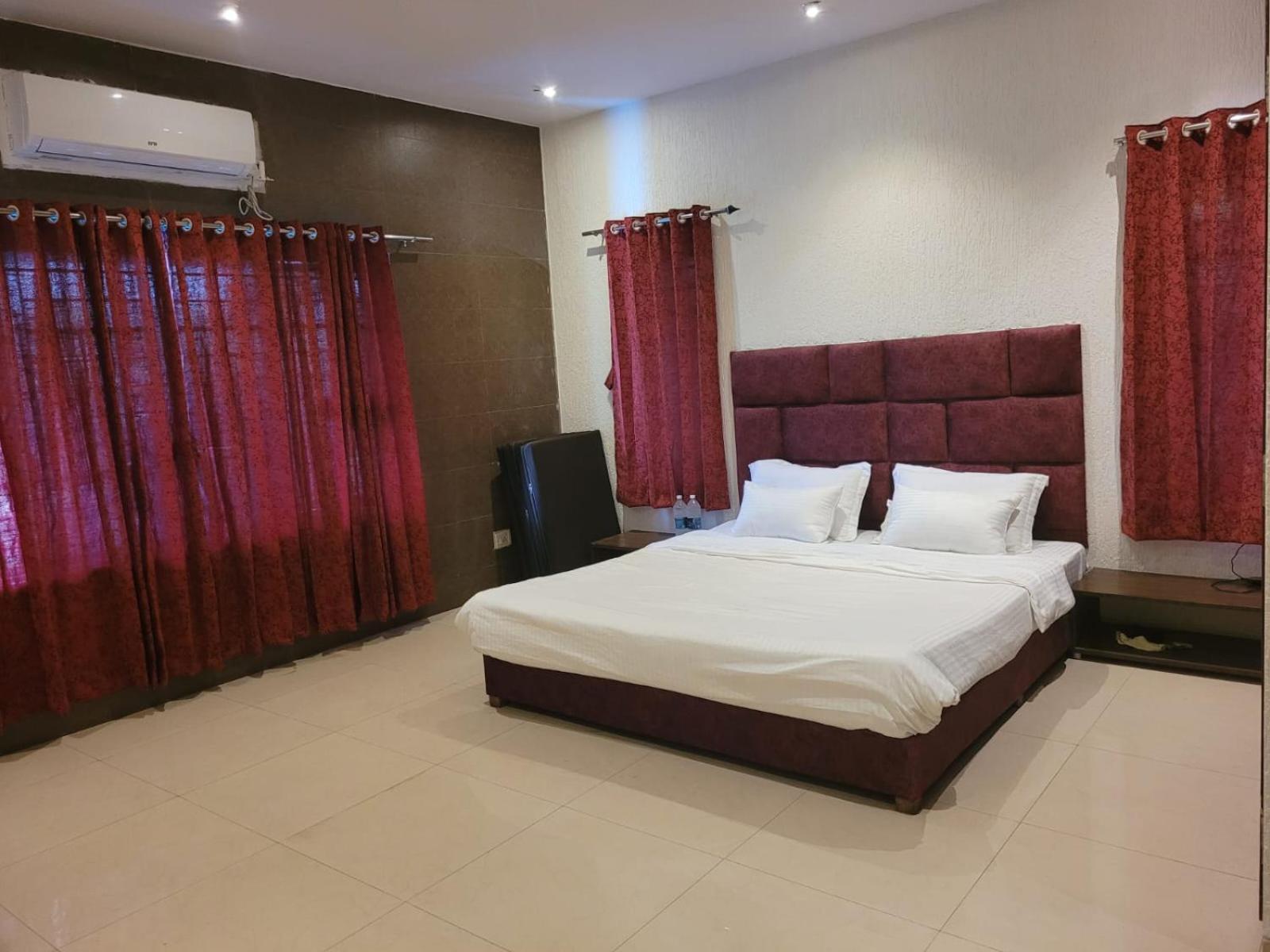 Two-Bedroom Villa photo 1