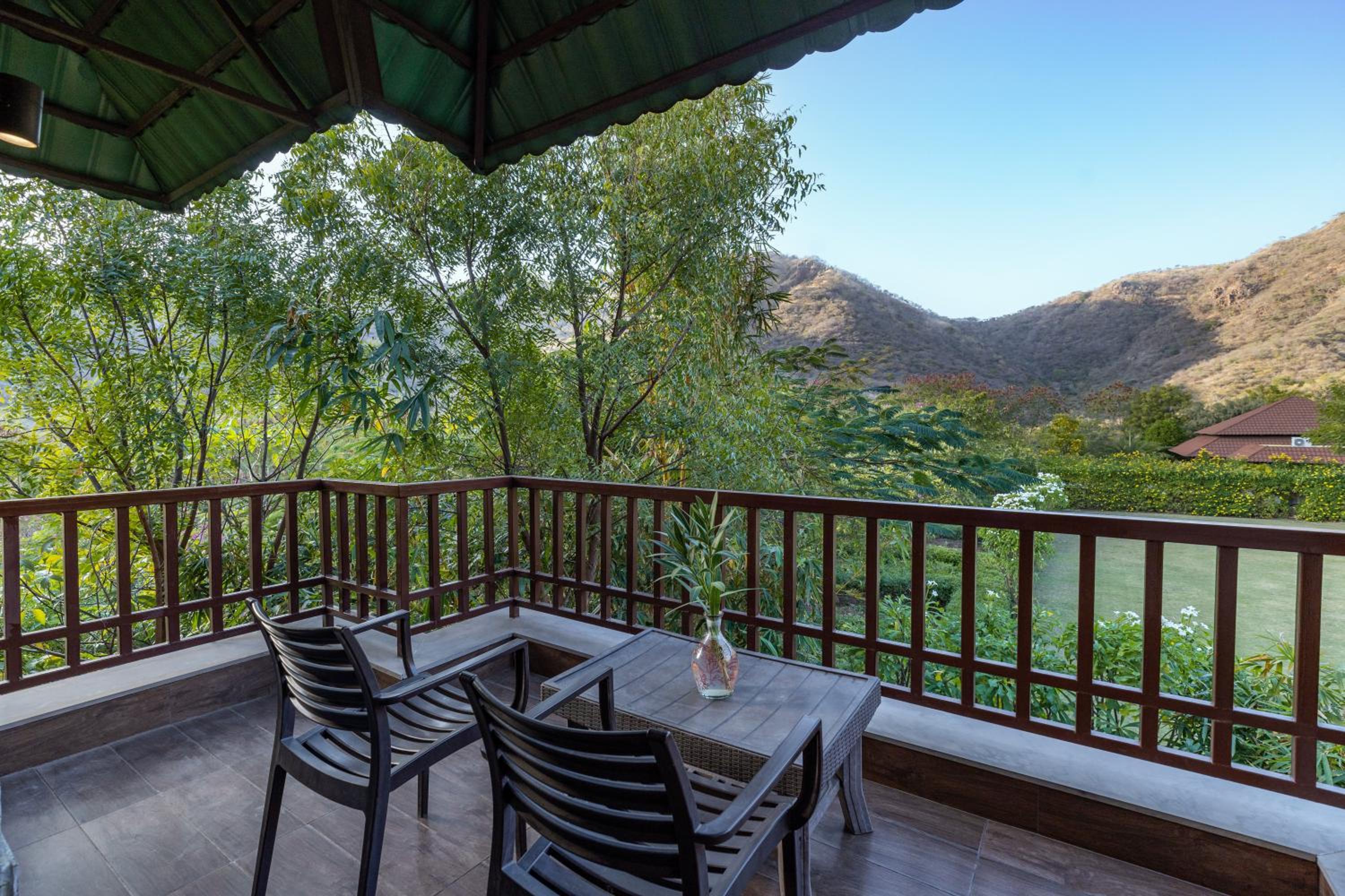 Hill View Suite With Balcony photo 2
