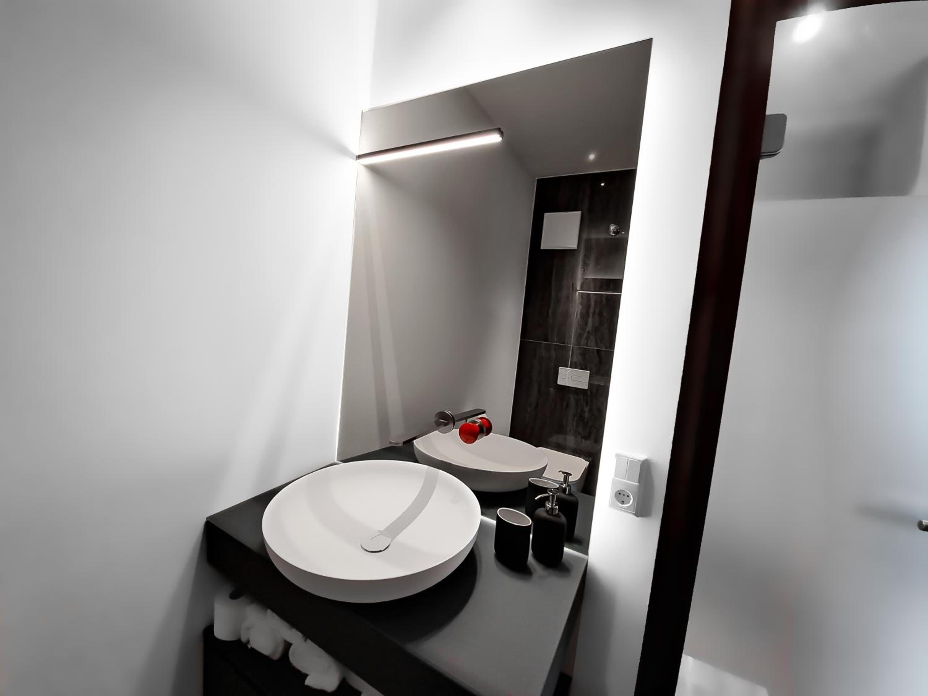 Business Double Room - Photo 4
