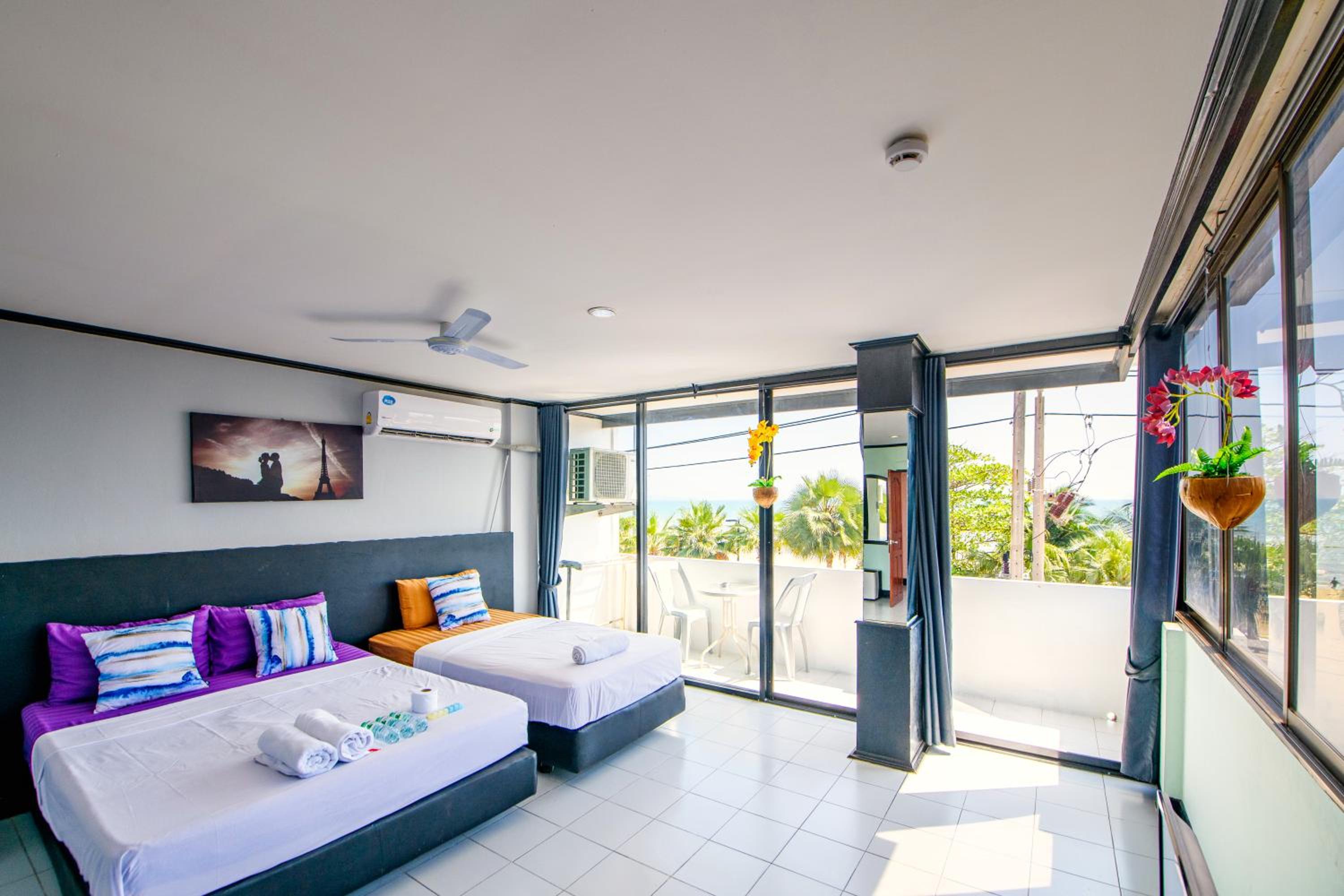 King Room with Sea View photo 2