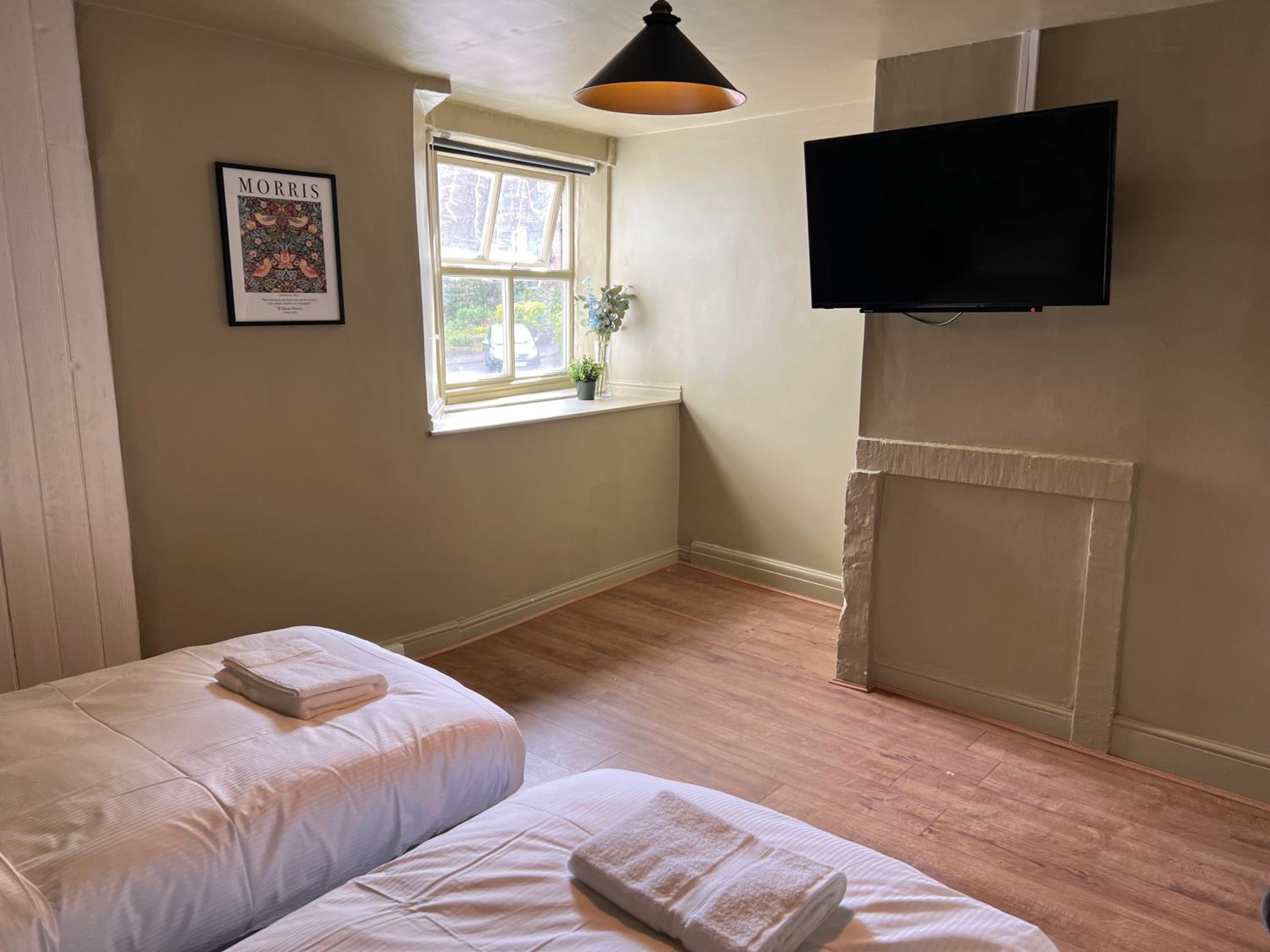 Double or Twin Room photo 2