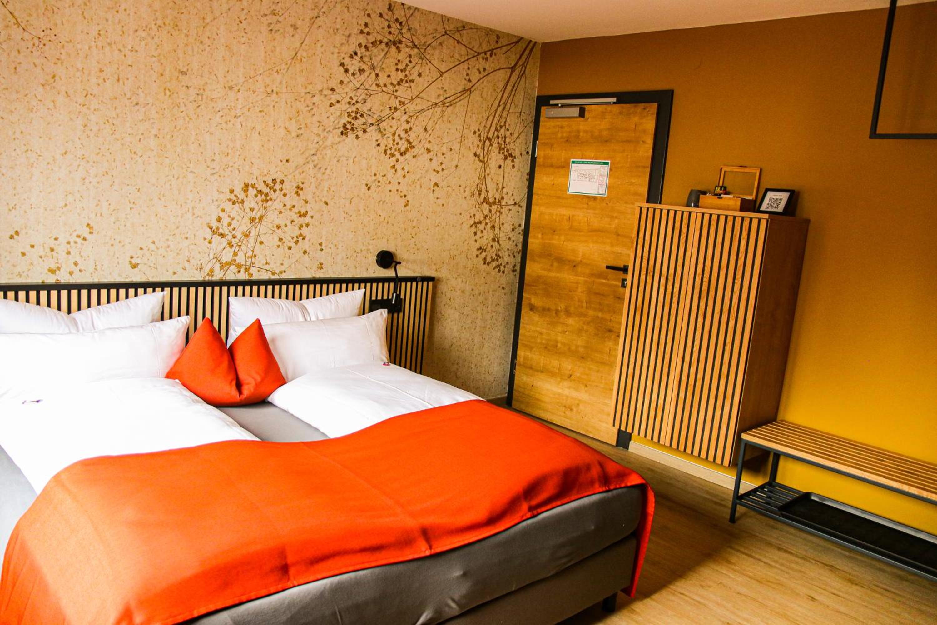 Standard Double Room - Photo 3