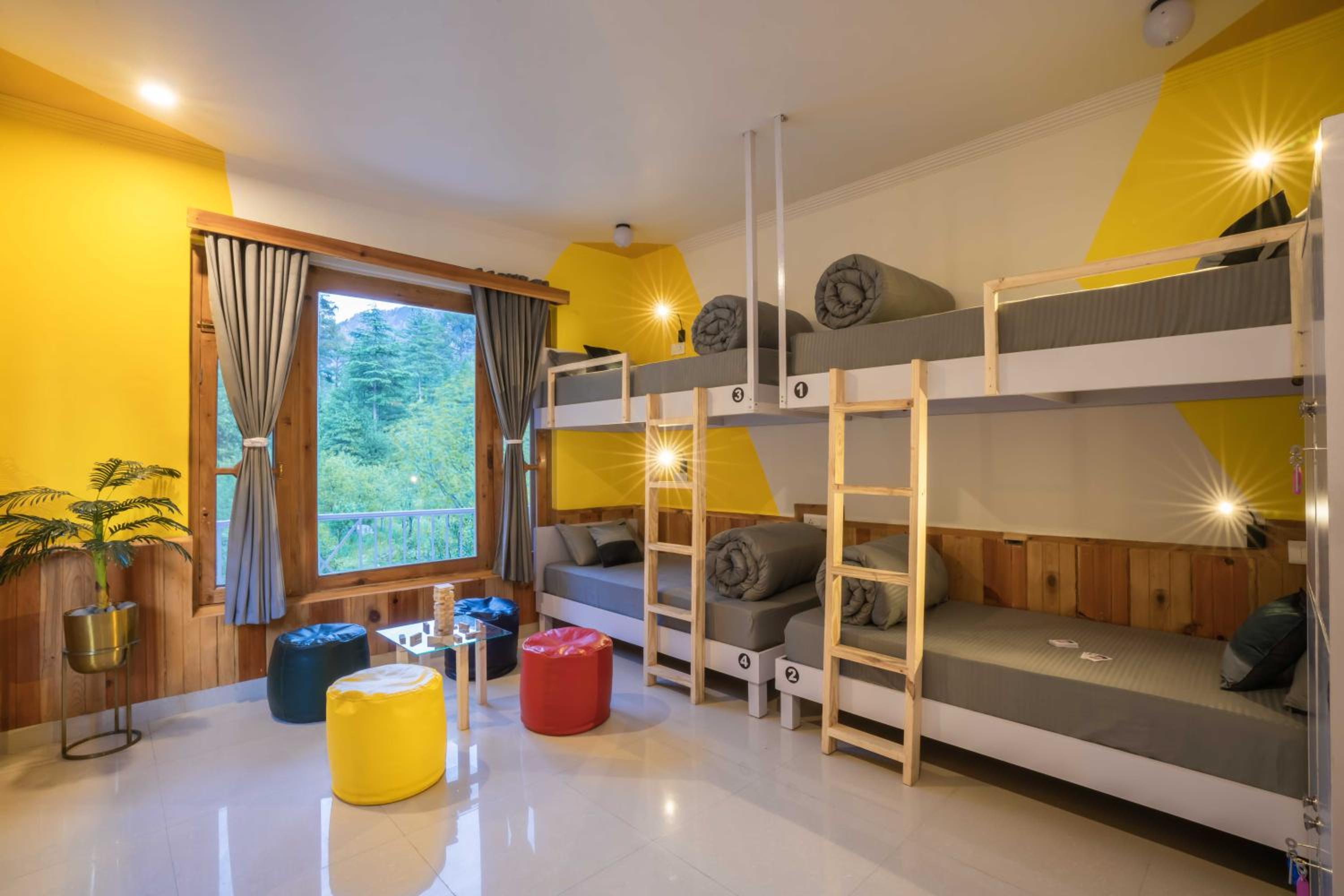 Deluxe 4 Bed Female Dorm (with Balcony) photo 1