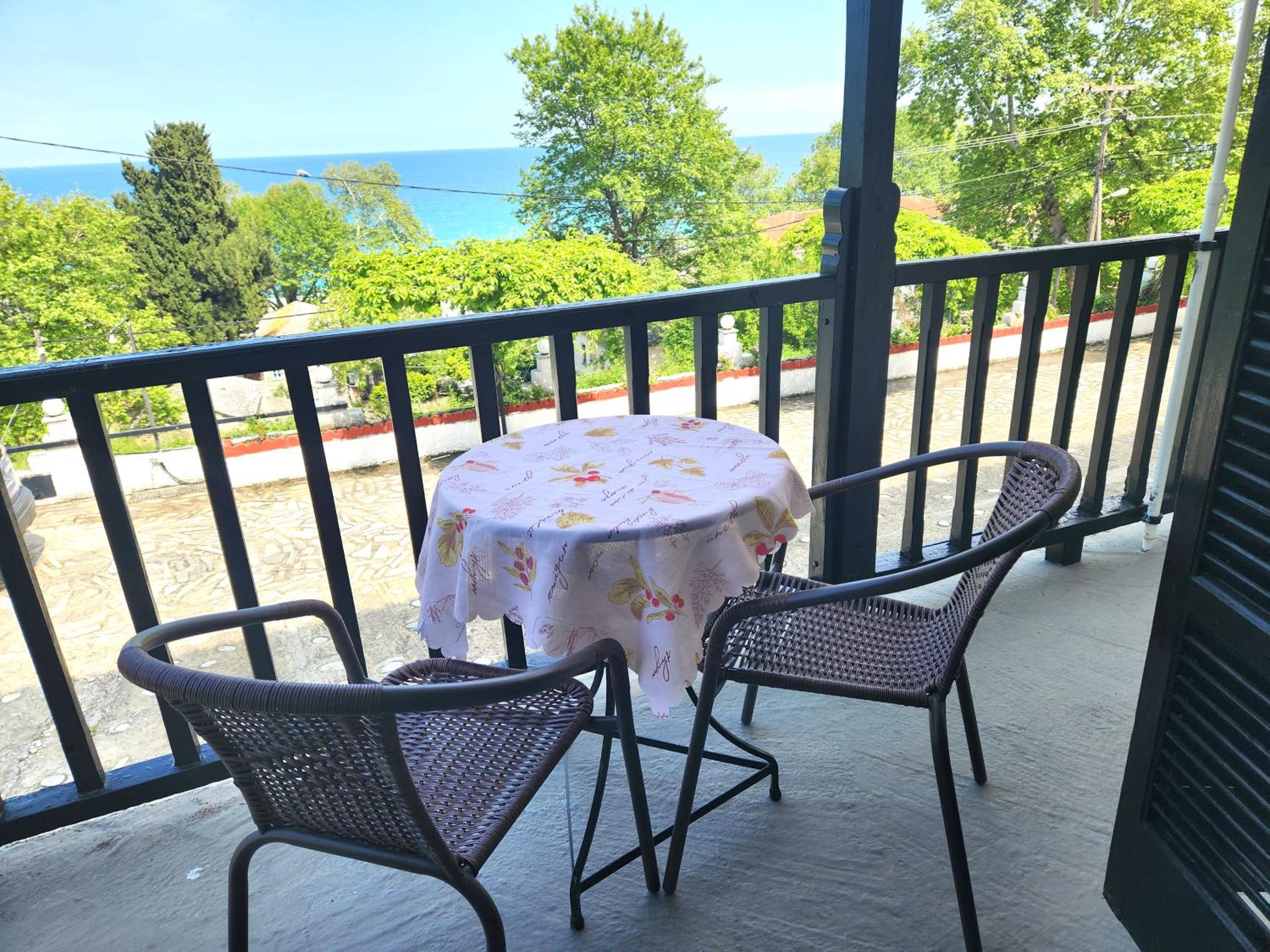 Triple Room with Sea View - Photo 4