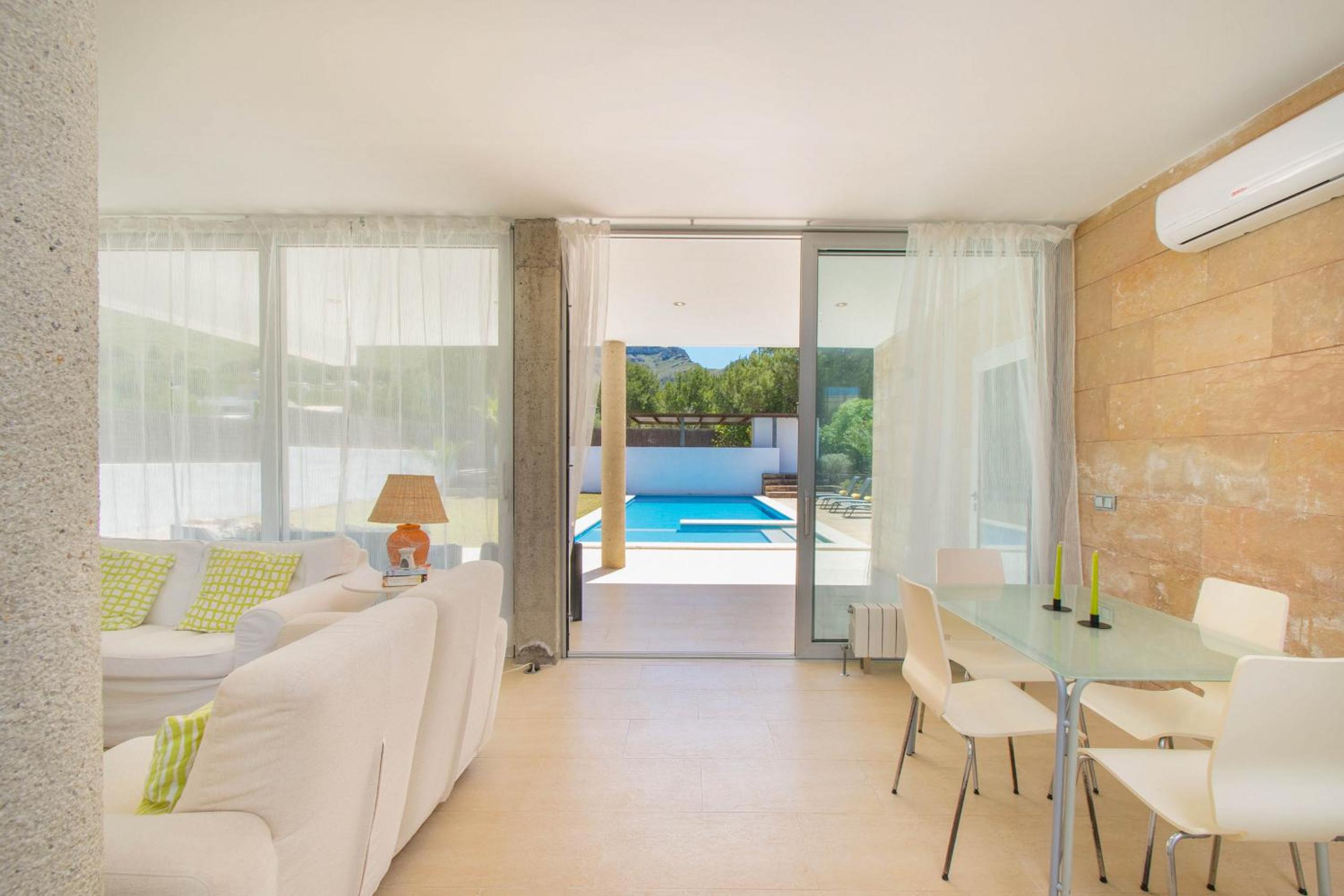 Villa con piscina privada