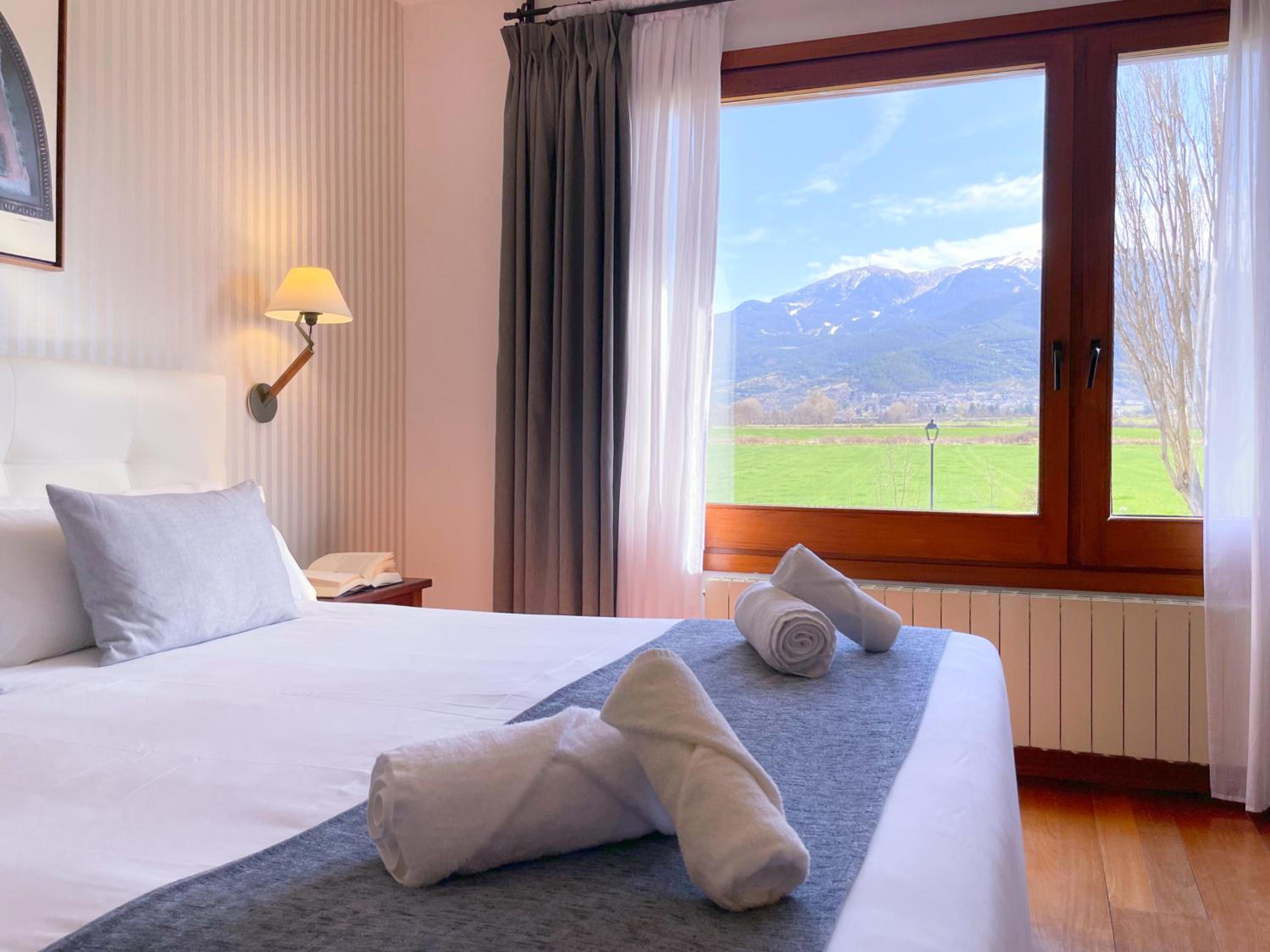 Double or Twin Room with View photo 2