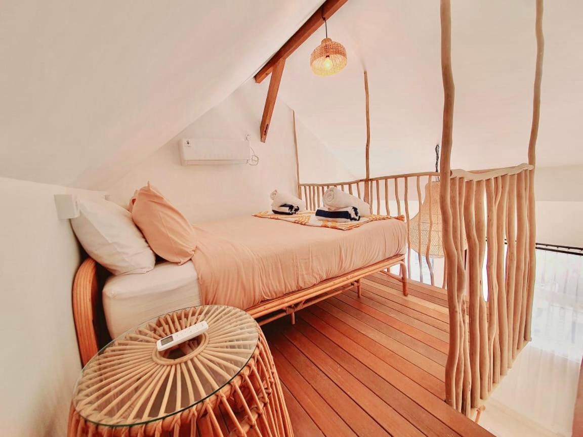 Deluxe King Suite - Photo 4