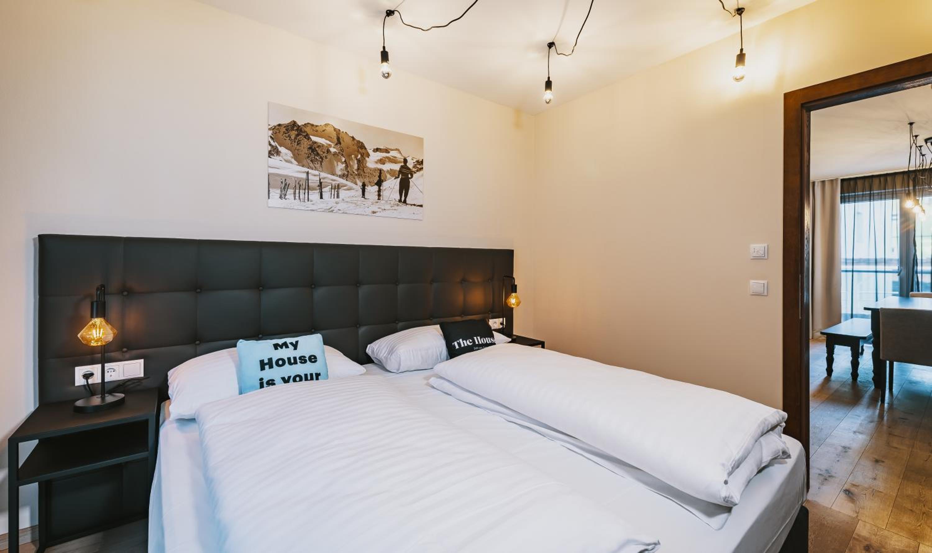 3 Bedroom Suite - Photo 4