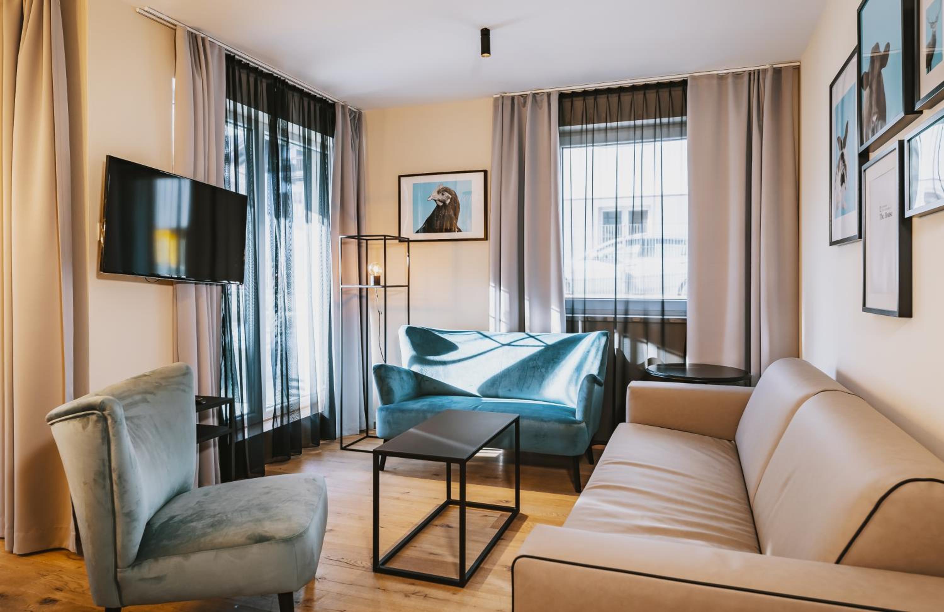 3 Bedroom Suite - Photo 7