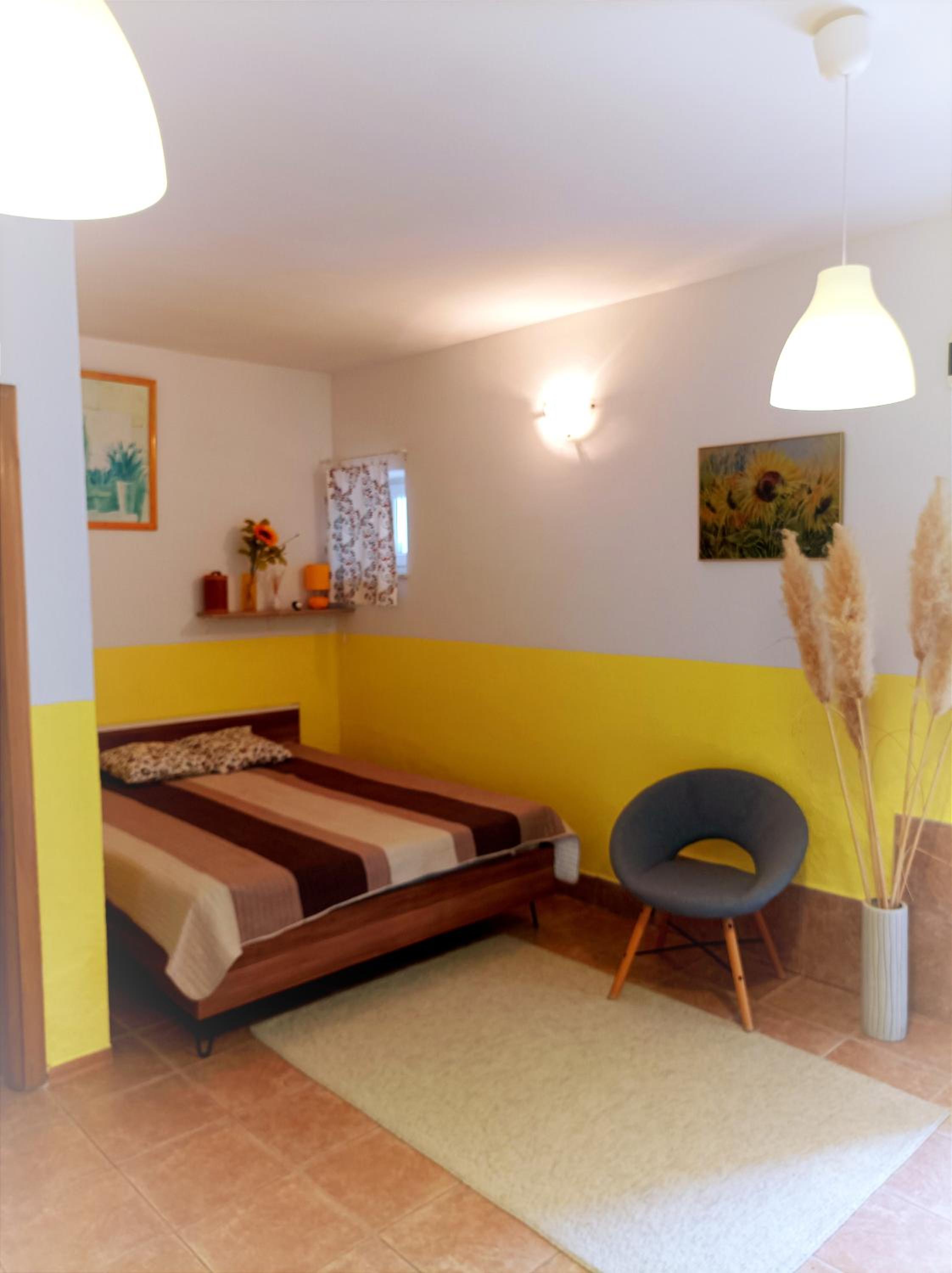Studio Apartment photo 1
