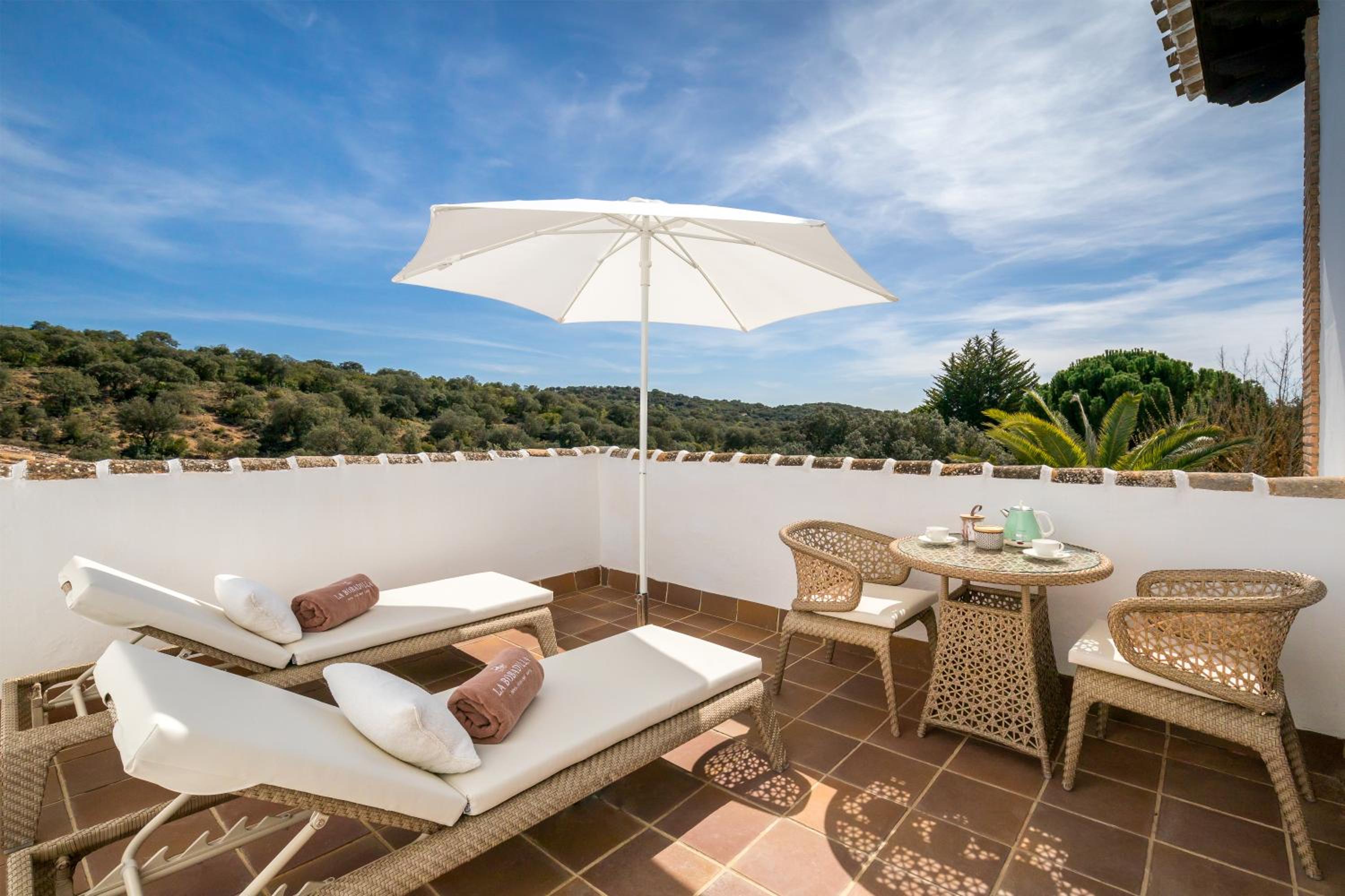 Suite Junior con Balcón o Terraza (2 Adultos + 1 Niño) Suite Junior con Balcón o Terraza (2 Adultos + 1 Niño)