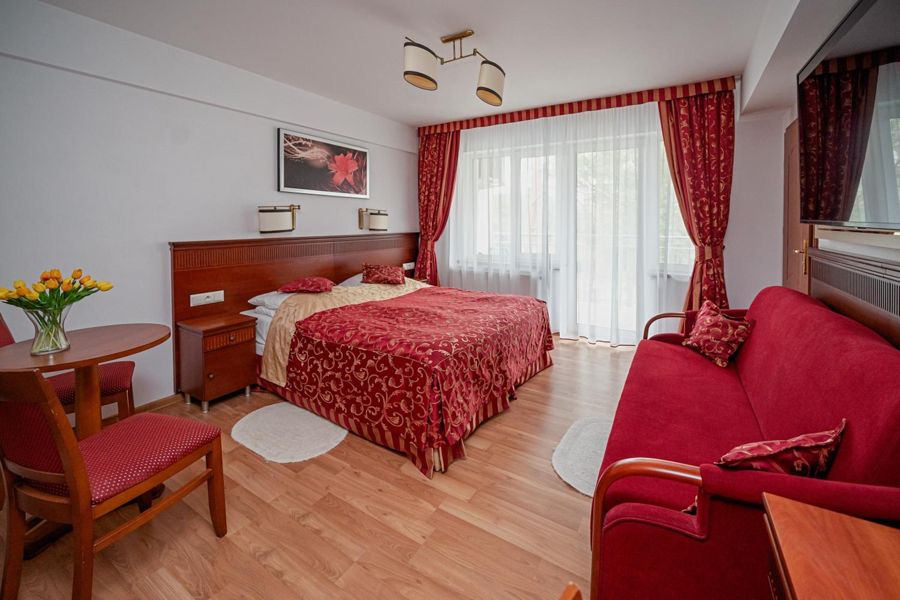 Deluxe Double Room with Air Conditioning photo 1