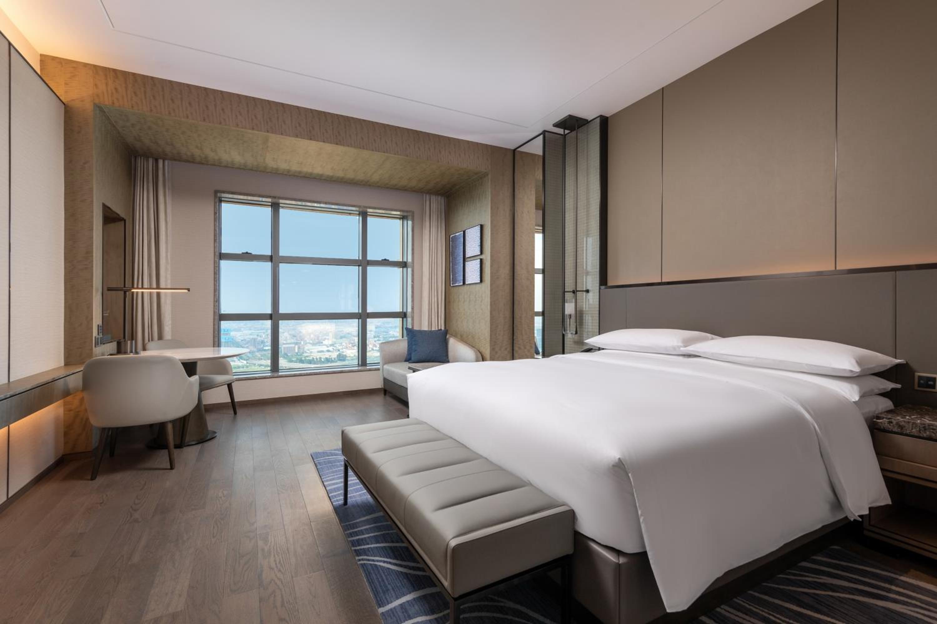 Premier King Room - High floor