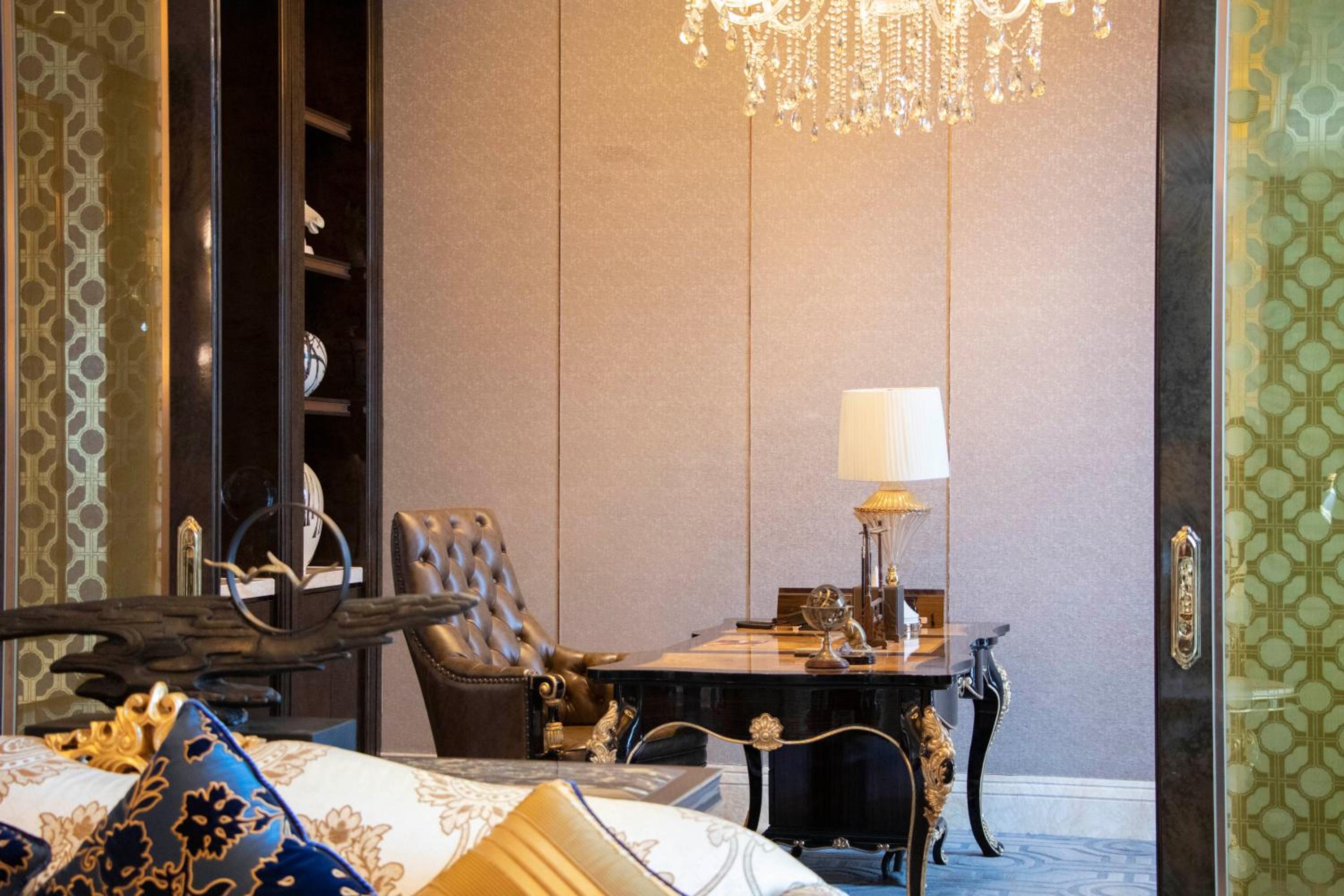 Presidential Suite photo 3