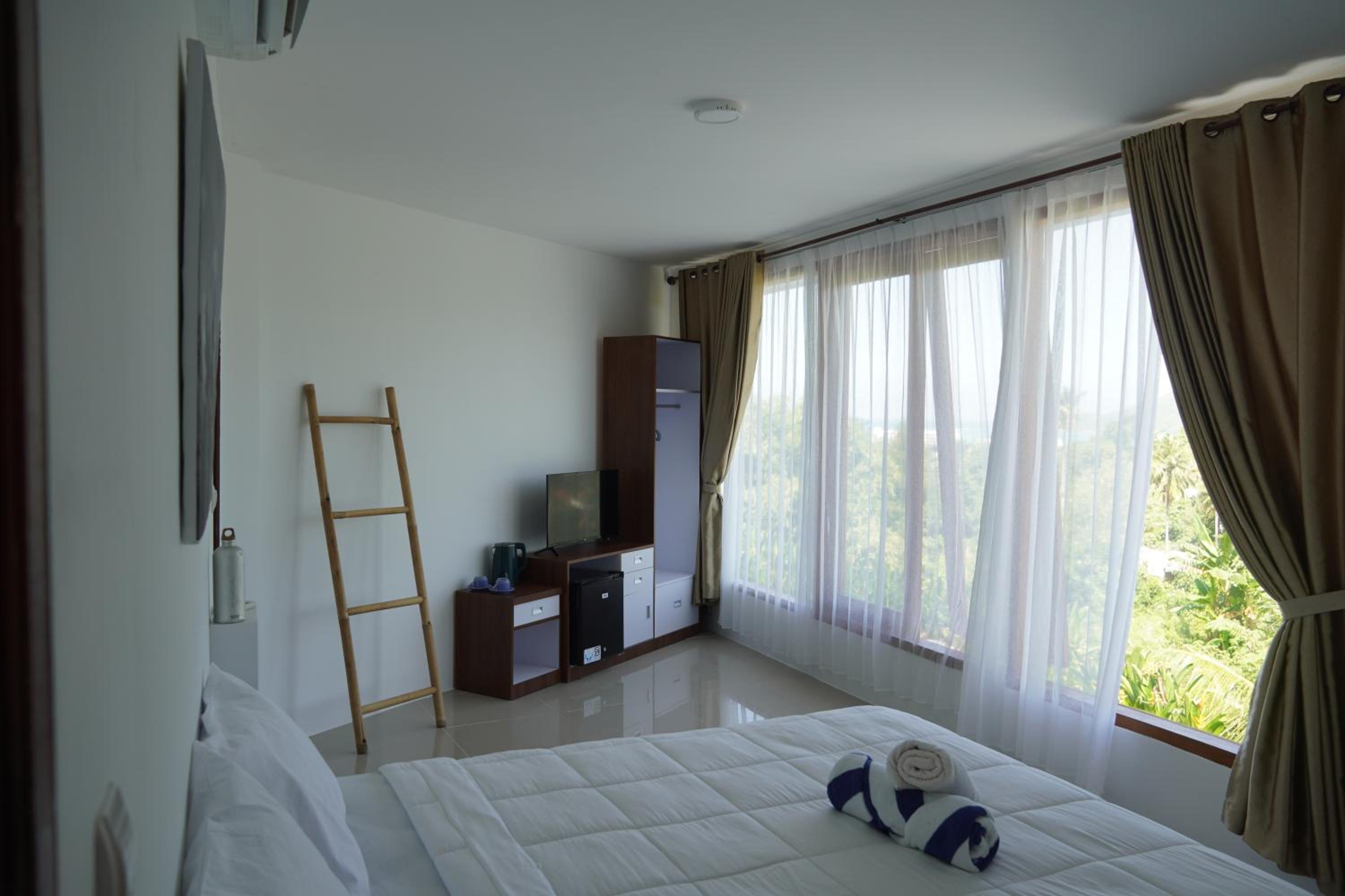 Deluxe Double With Sea View