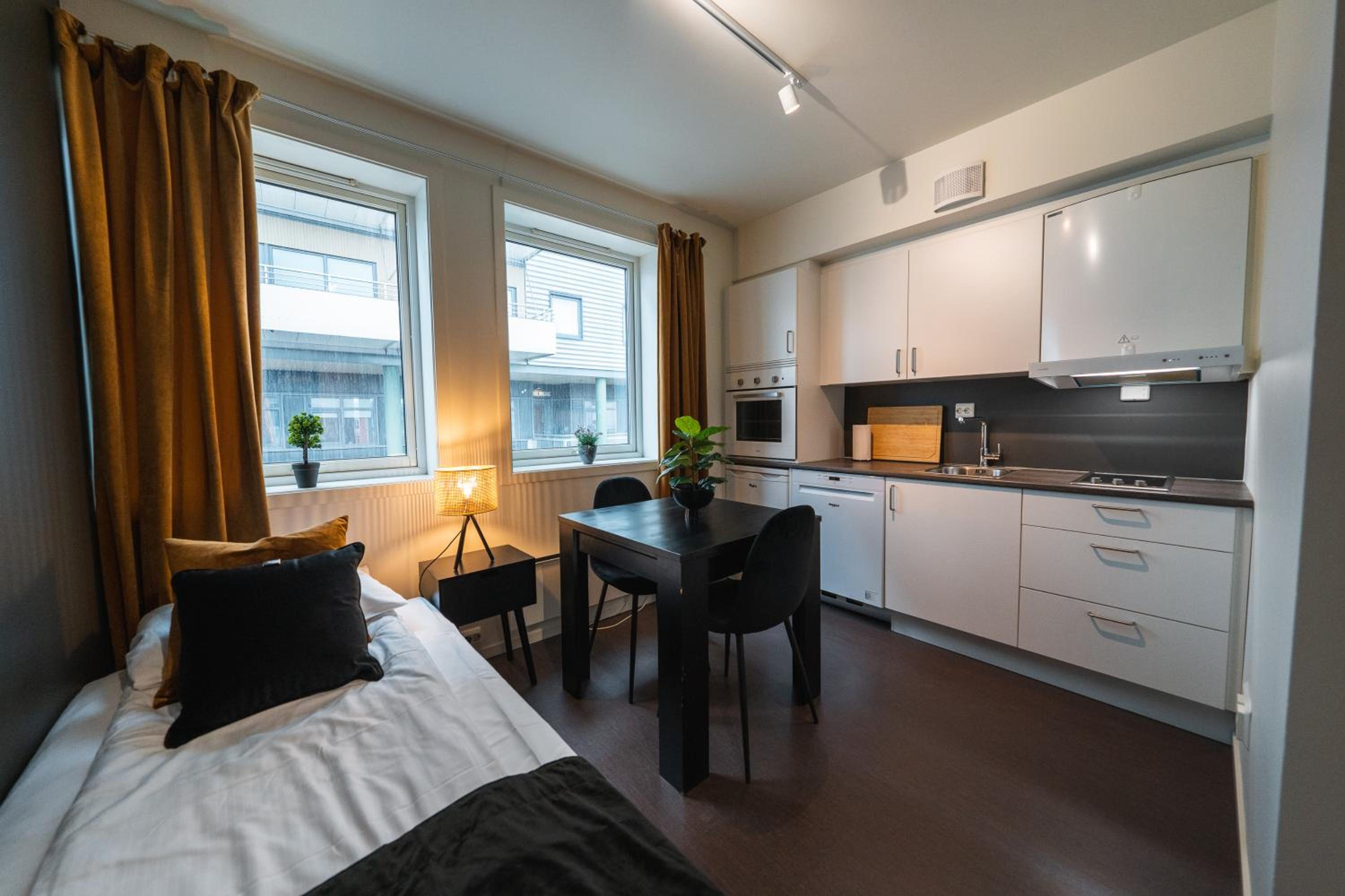 Studio Apartment photo 1