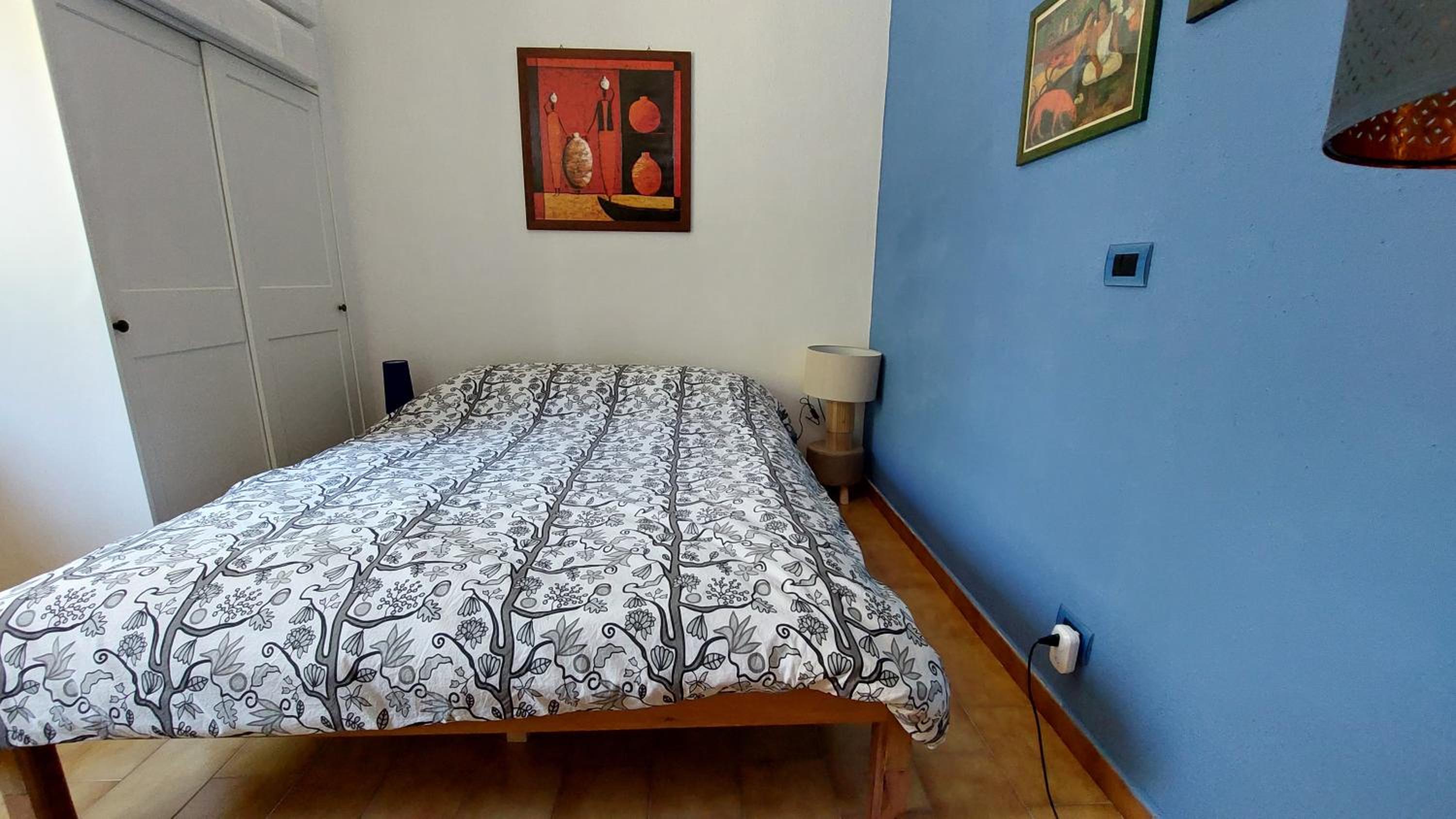 Two-Bedroom Apartment - Photo 31