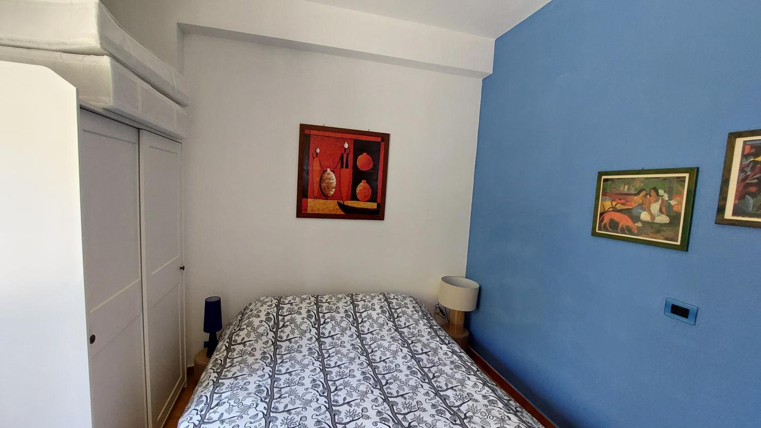 Two-Bedroom Apartment - Photo 33