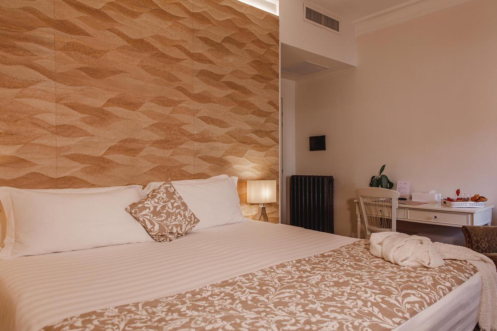 Superior Double Room photo 2