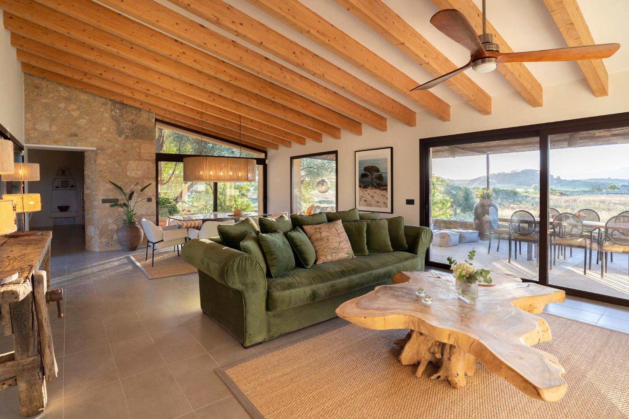 Villa con vistas al jardín