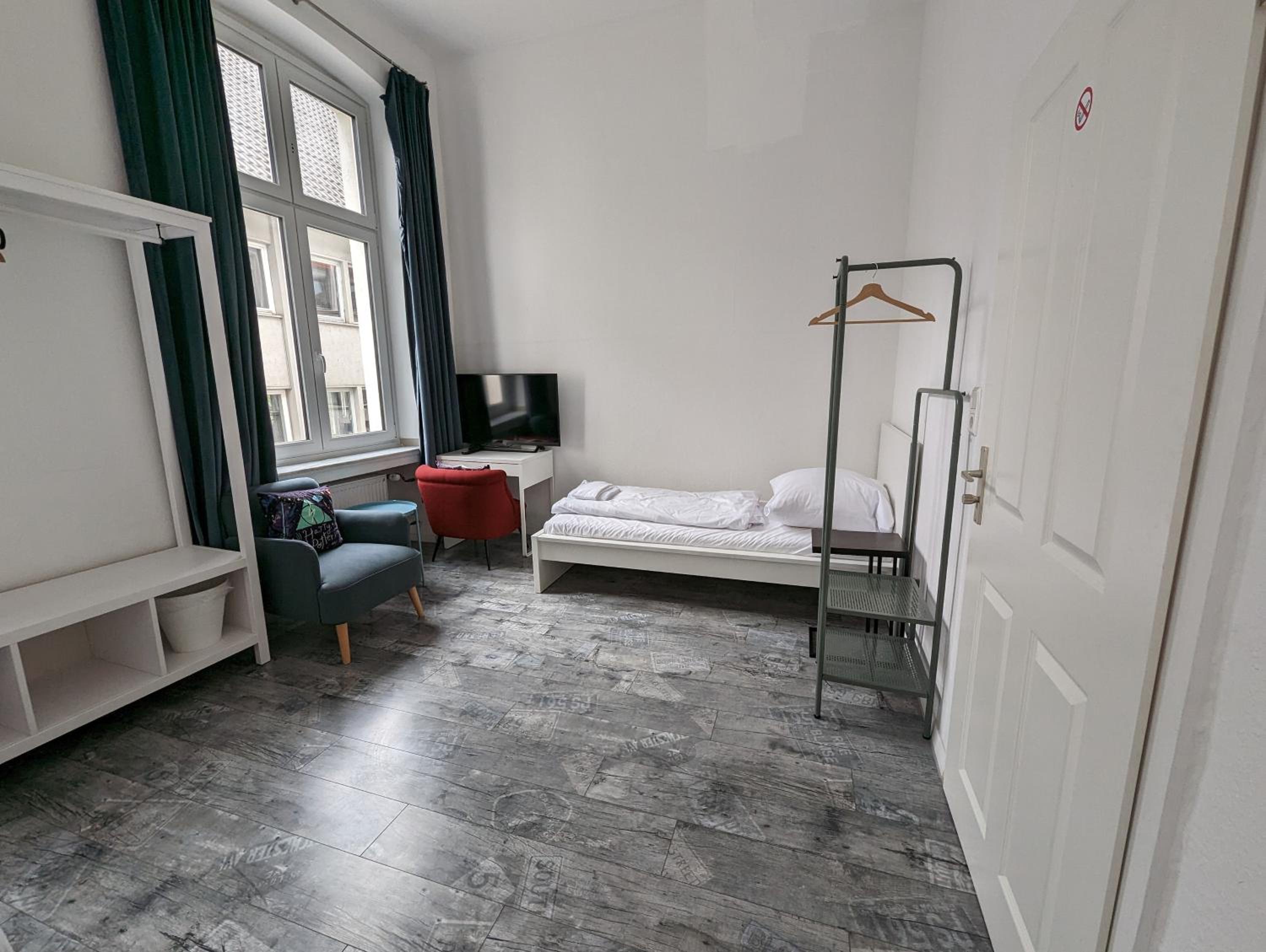 Triple Room with Shower photo 2
