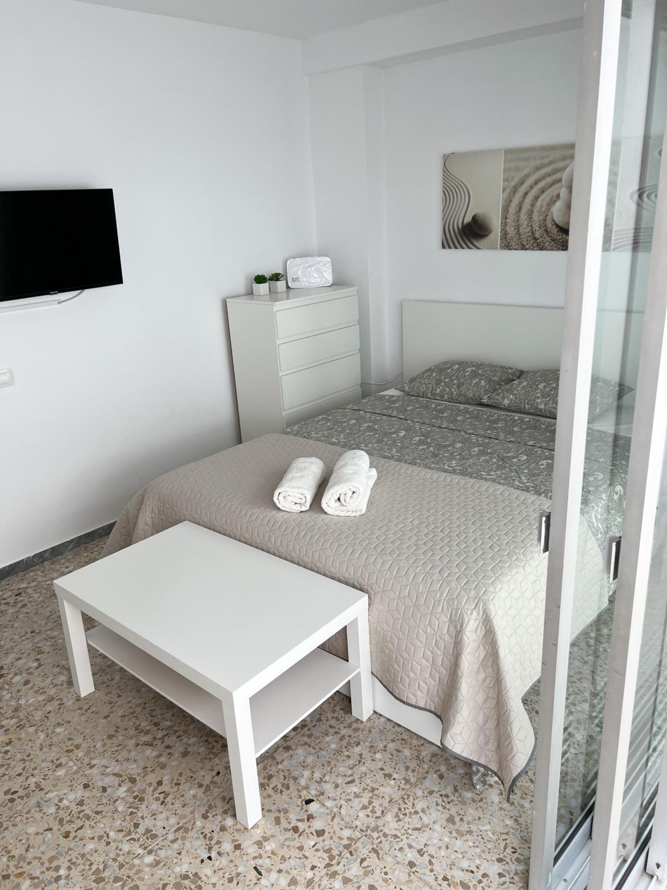 Apartamento con Balcón