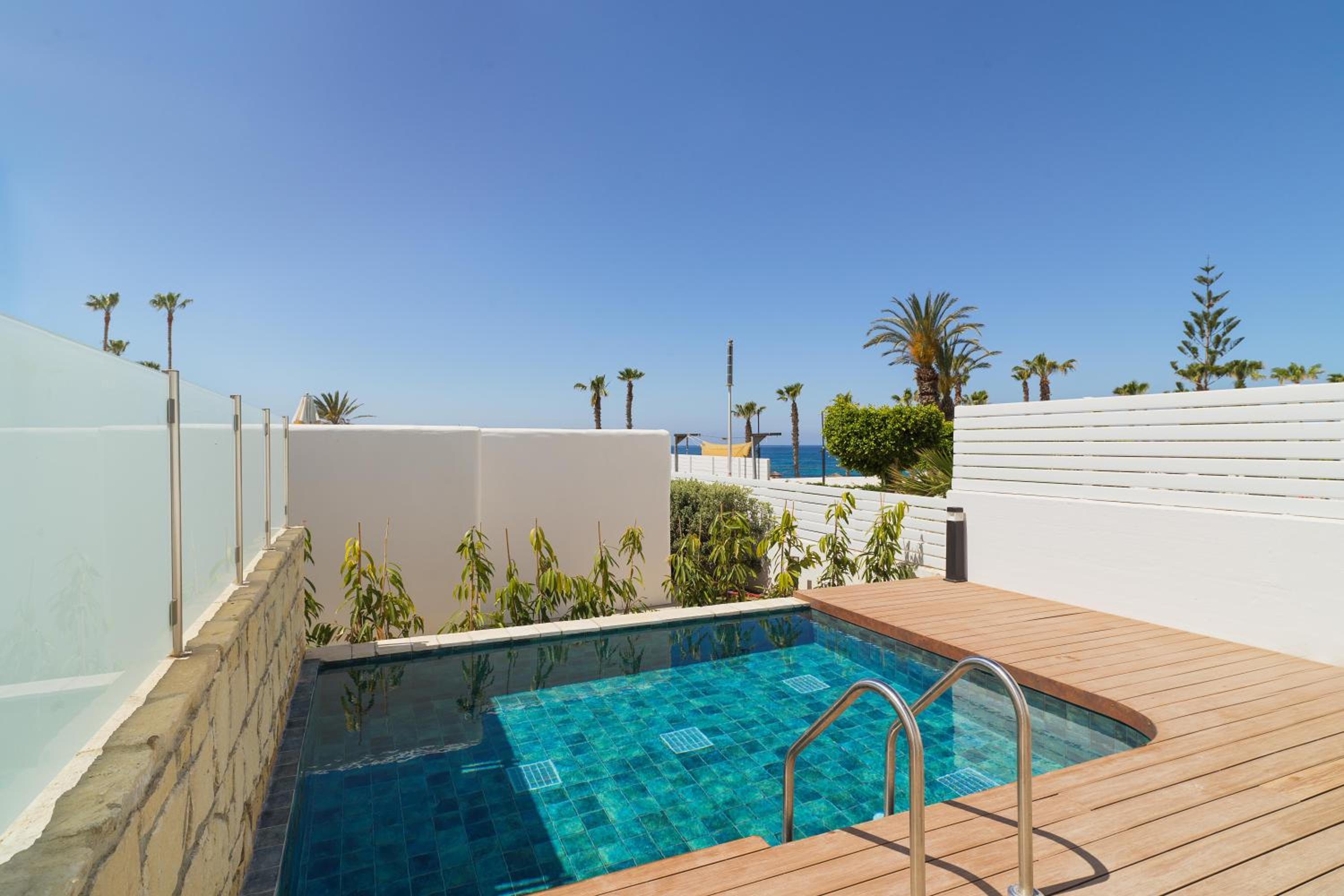 Infinity Junior Suite with Private Pool