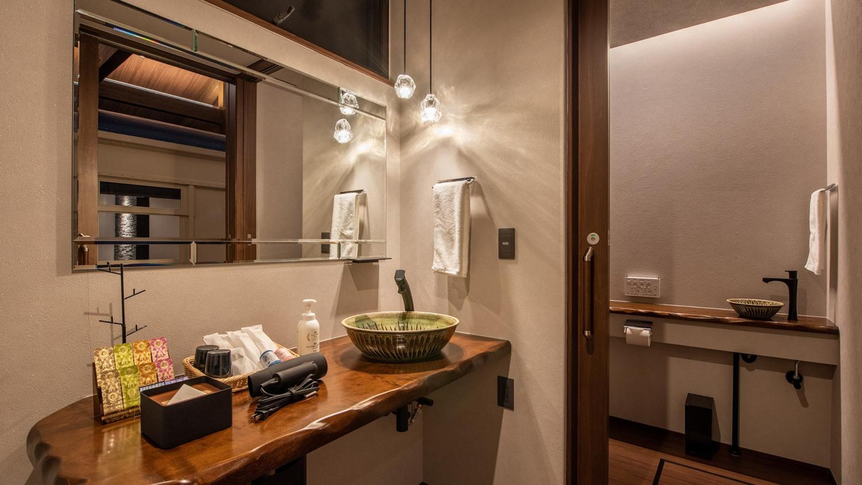 Train-Style Quadruple Room - Non-Smoking【Kawasemi】 - Photo 3