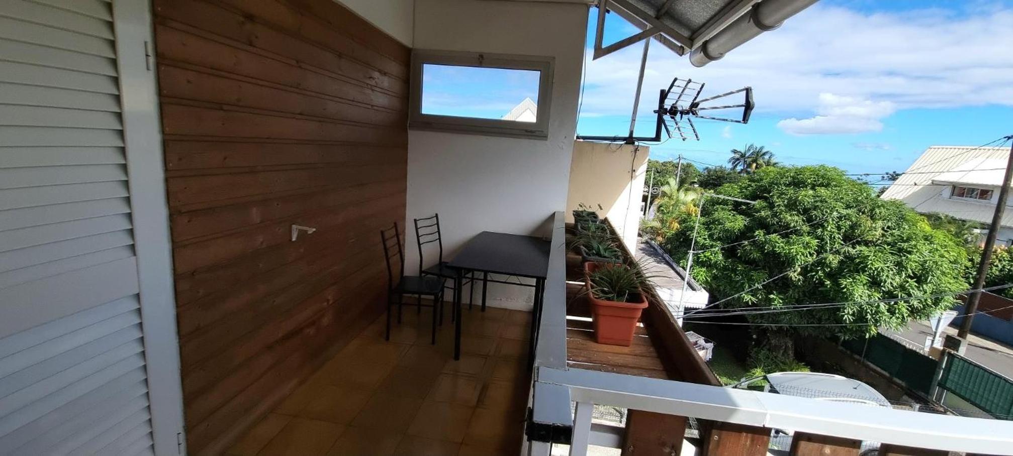 Apartment with Terrace photo 3