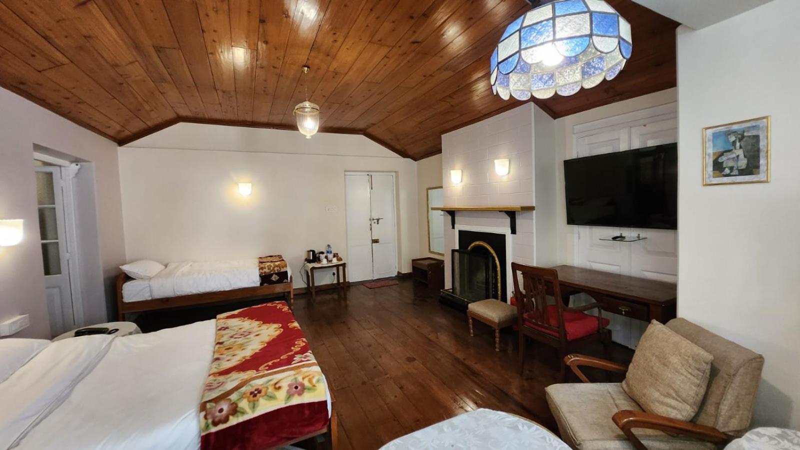 Deluxe Triple Room photo 3