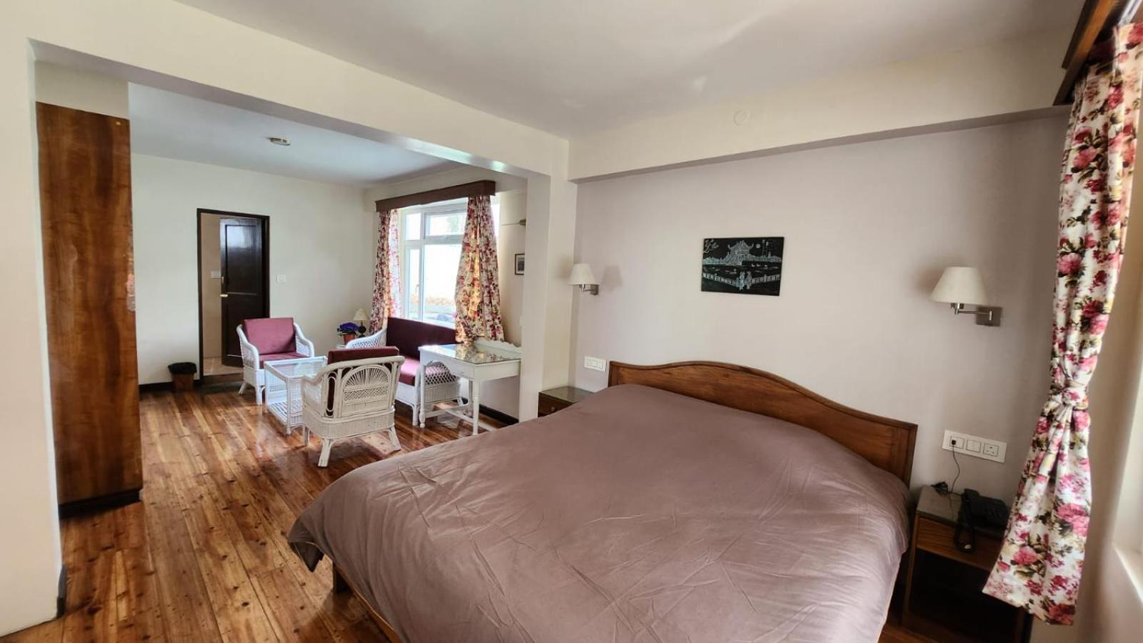 Deluxe Double Room - Photo 2