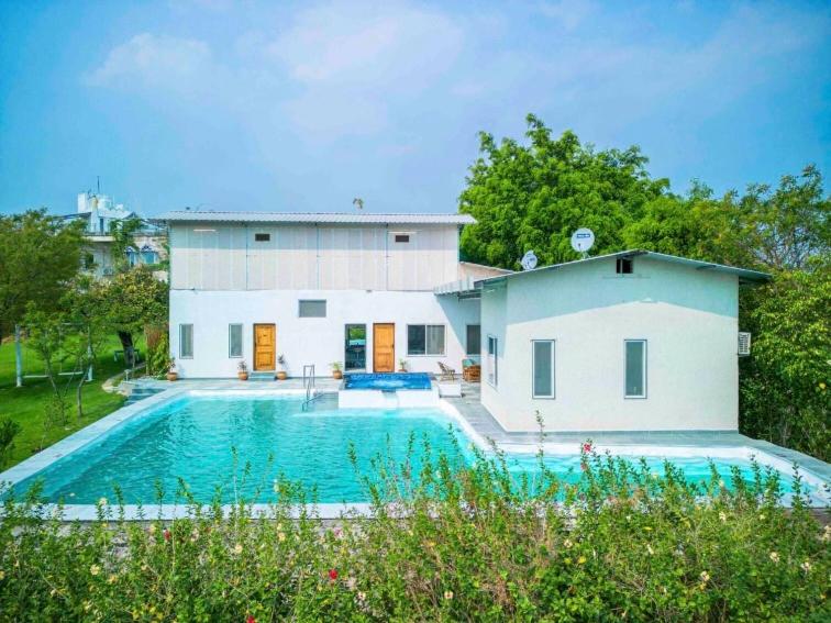 Villa With Private Pool photo 2