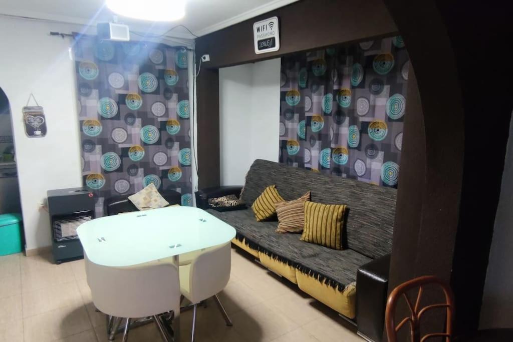Casa de tres habitaciones