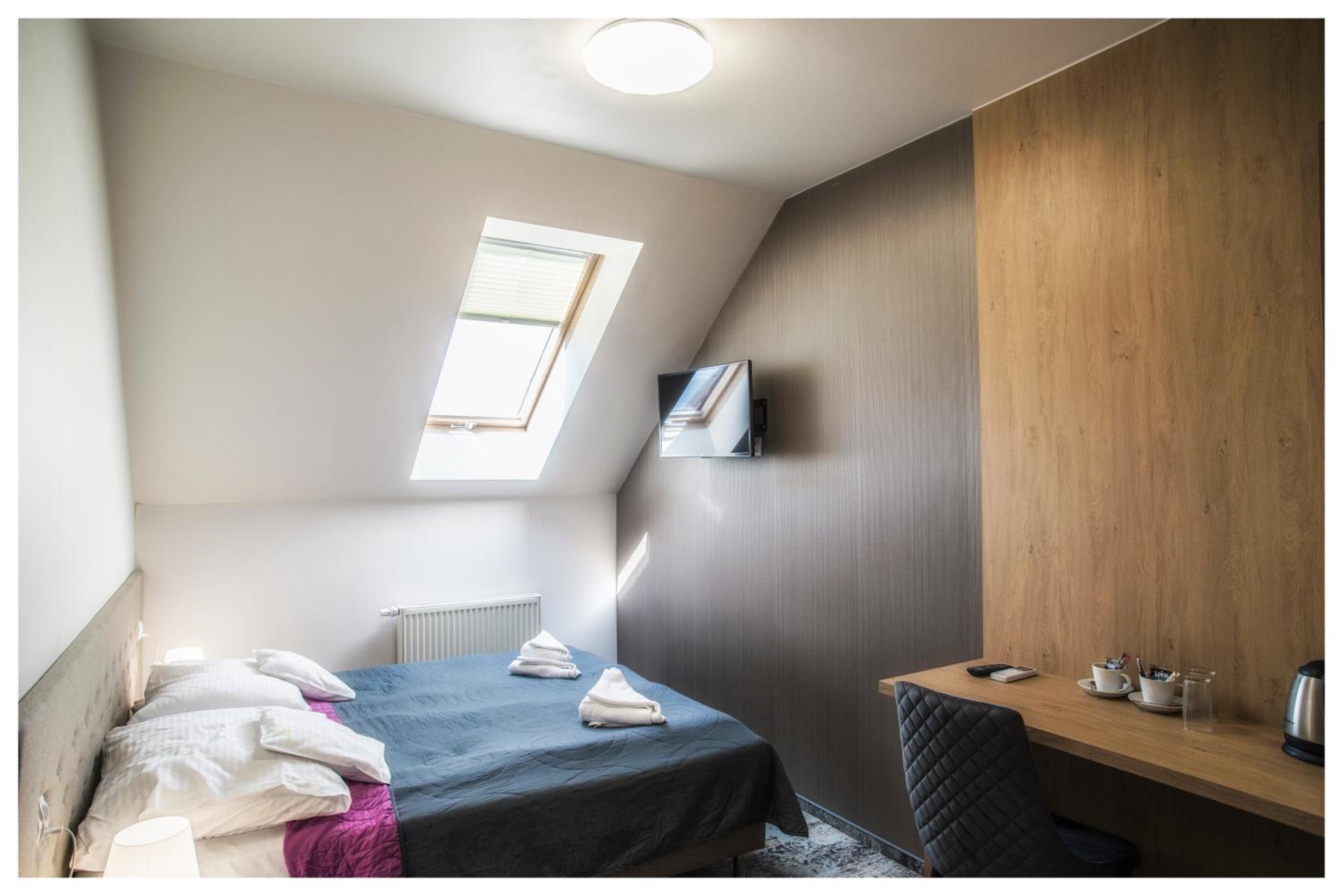 Double Room with Private External Bathroom photo 1