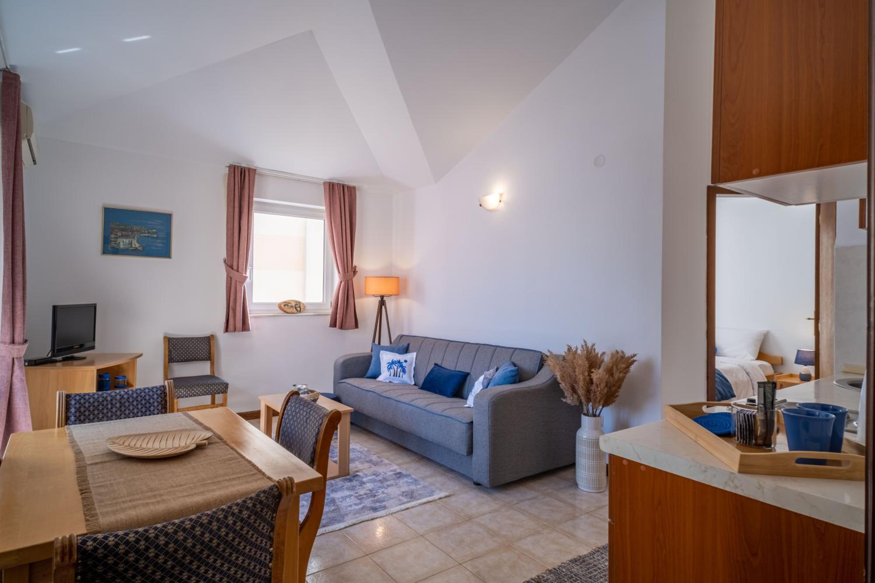 Superior Apartment photo 2